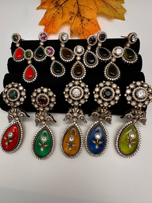 Victorian Color Stone Pendent Set - Green