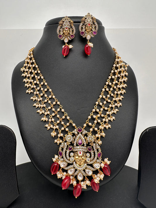 Balaji Color Stone Nakshi Short Necklace - Red