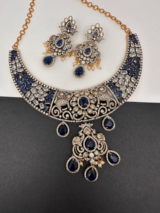 AD Victorian Dual Tone Color Stone Neckline Necklace - Blue