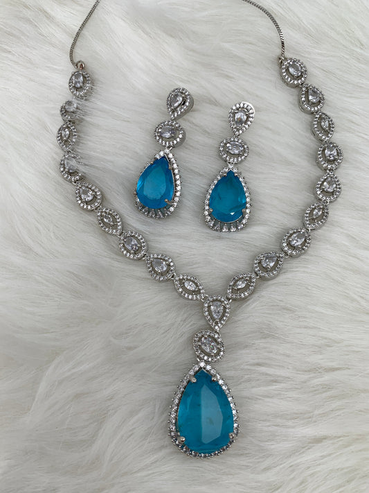 Doublet Stone Short Necklace - Blue