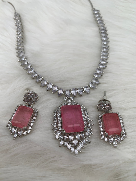 Doublet Stone Short Necklace - Pink