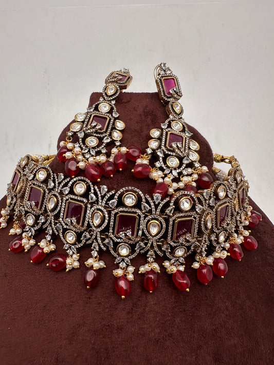 Moissanite Kundan Victorian Finish Color Stone Color beads Choker - Red