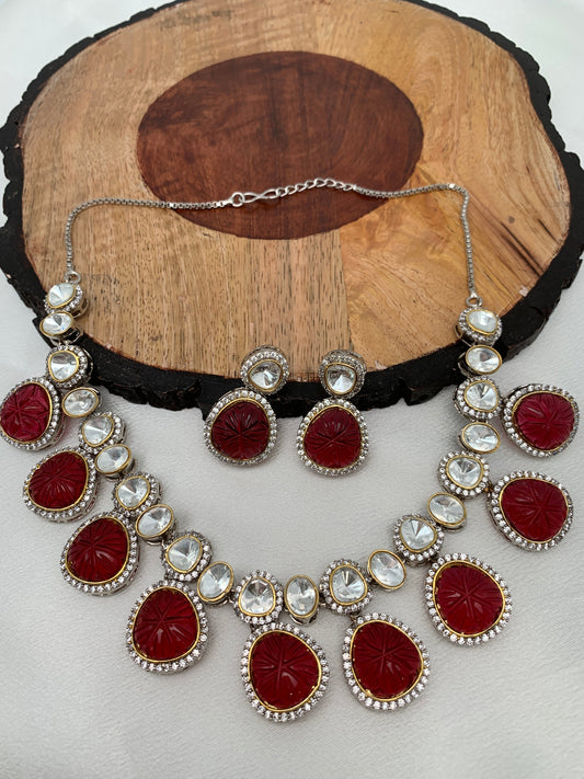 Moissanite Red Carved Stone Silver Polish Short Necklace