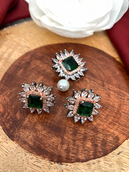 Victorian Polish AD Green Stone Pendent Set