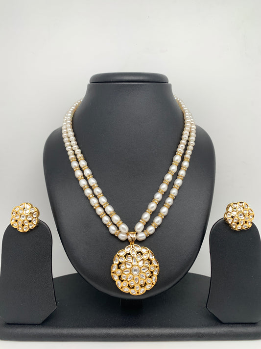 Kundan Pendent Set with Real Pearls Neckalce