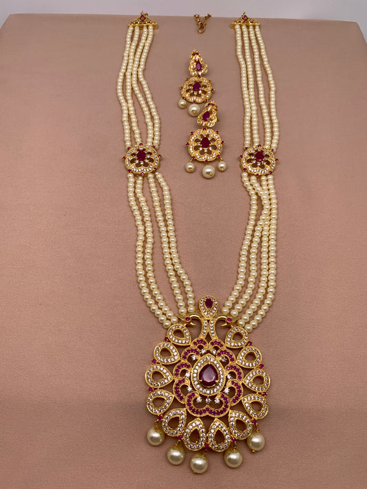 Peacock red and white stone pendent Pearl Raani Haar
