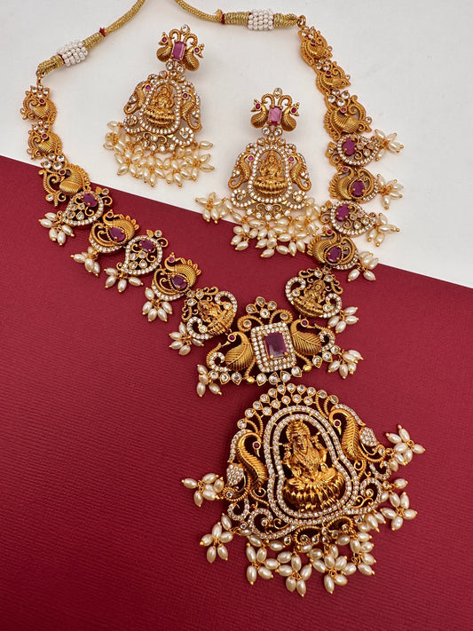 Goddess Lakshmi Red Stone Short Necklace