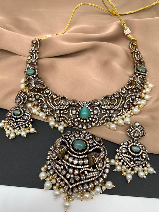 Polki Mint Green Stone Elephant Design Mehndi Polish Short Necklace