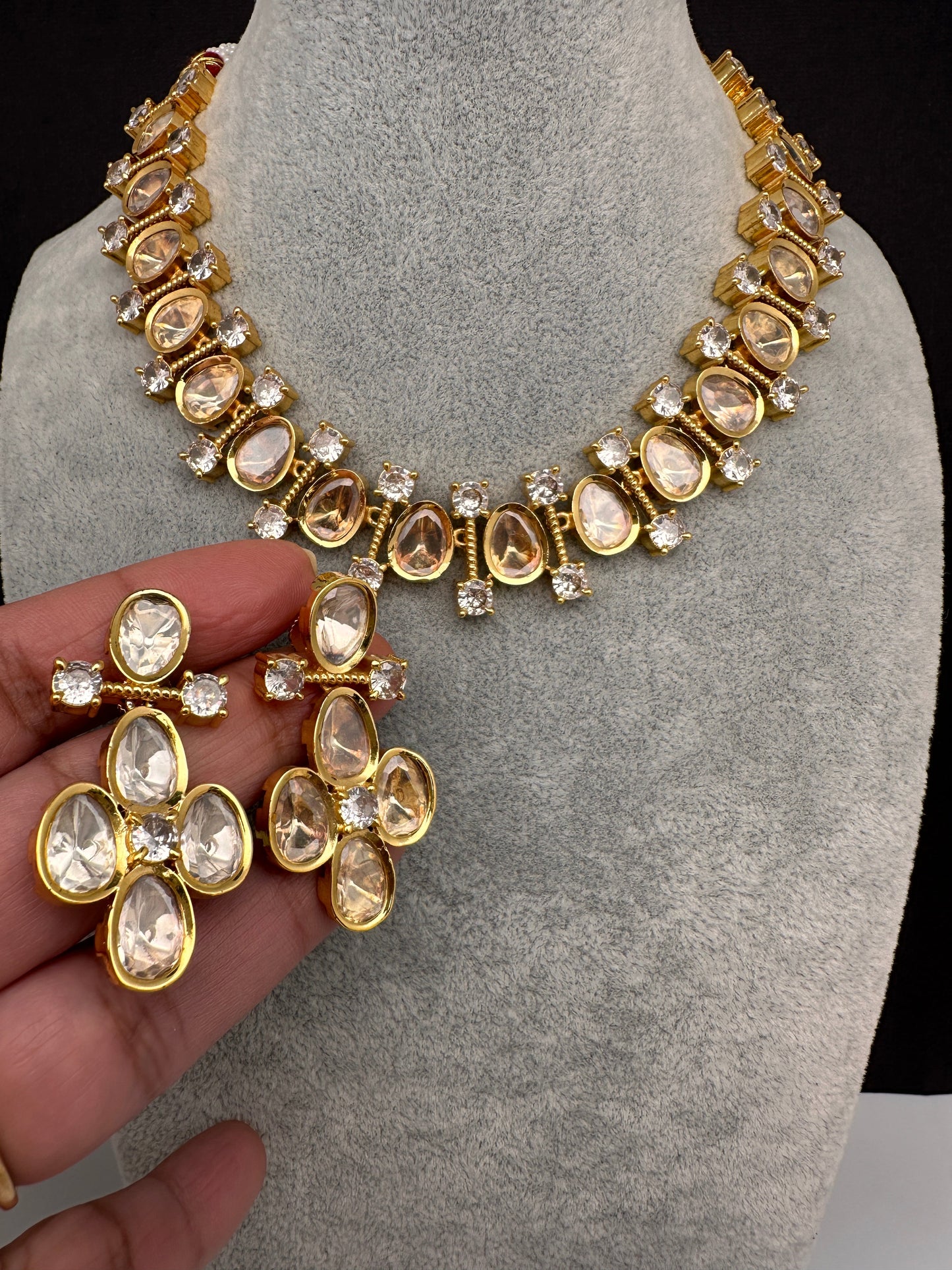 Moissanite Clear Stone Short Necklace