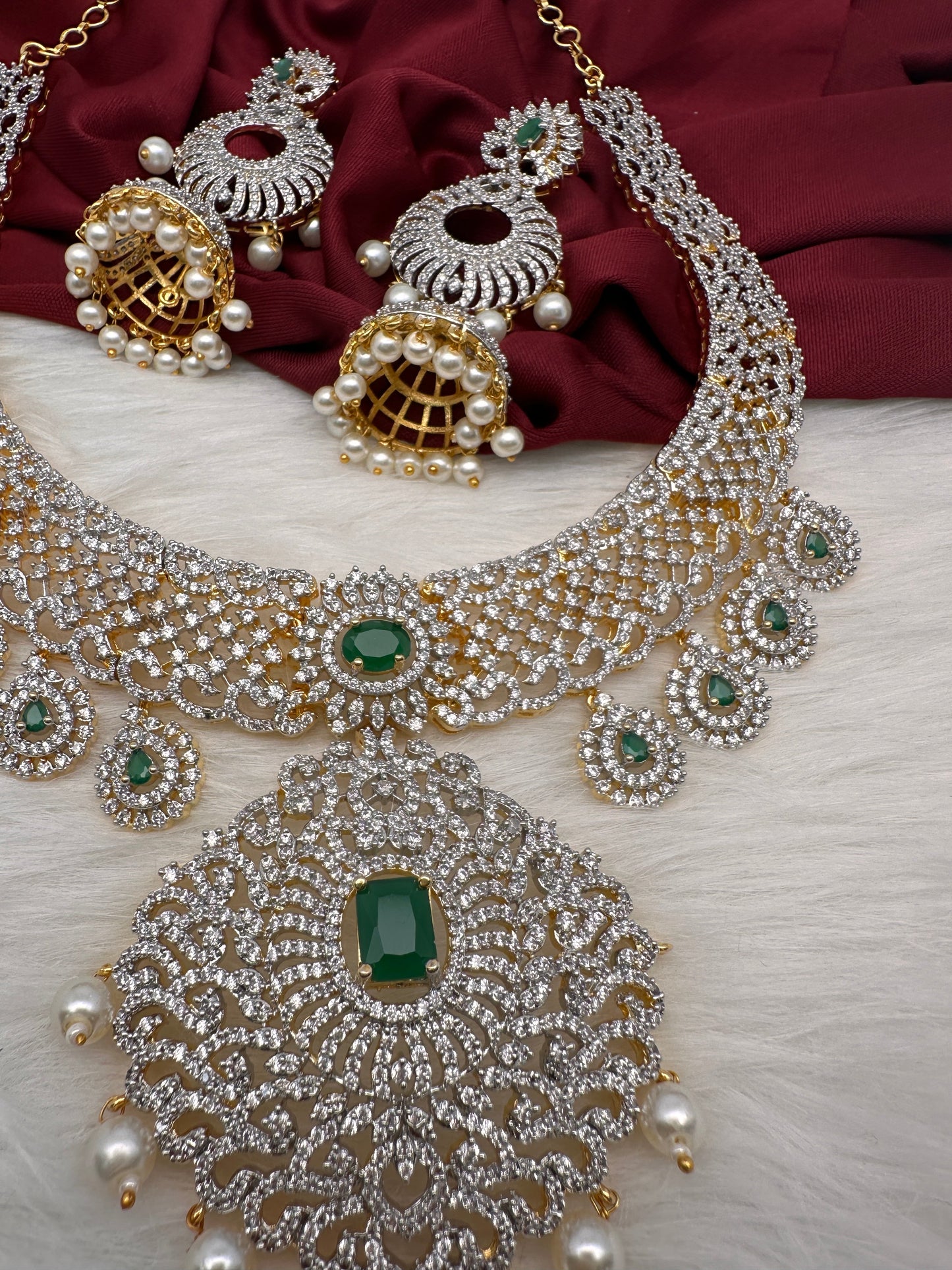 CZ Emerald Green Short Necklace in Diamond Finish