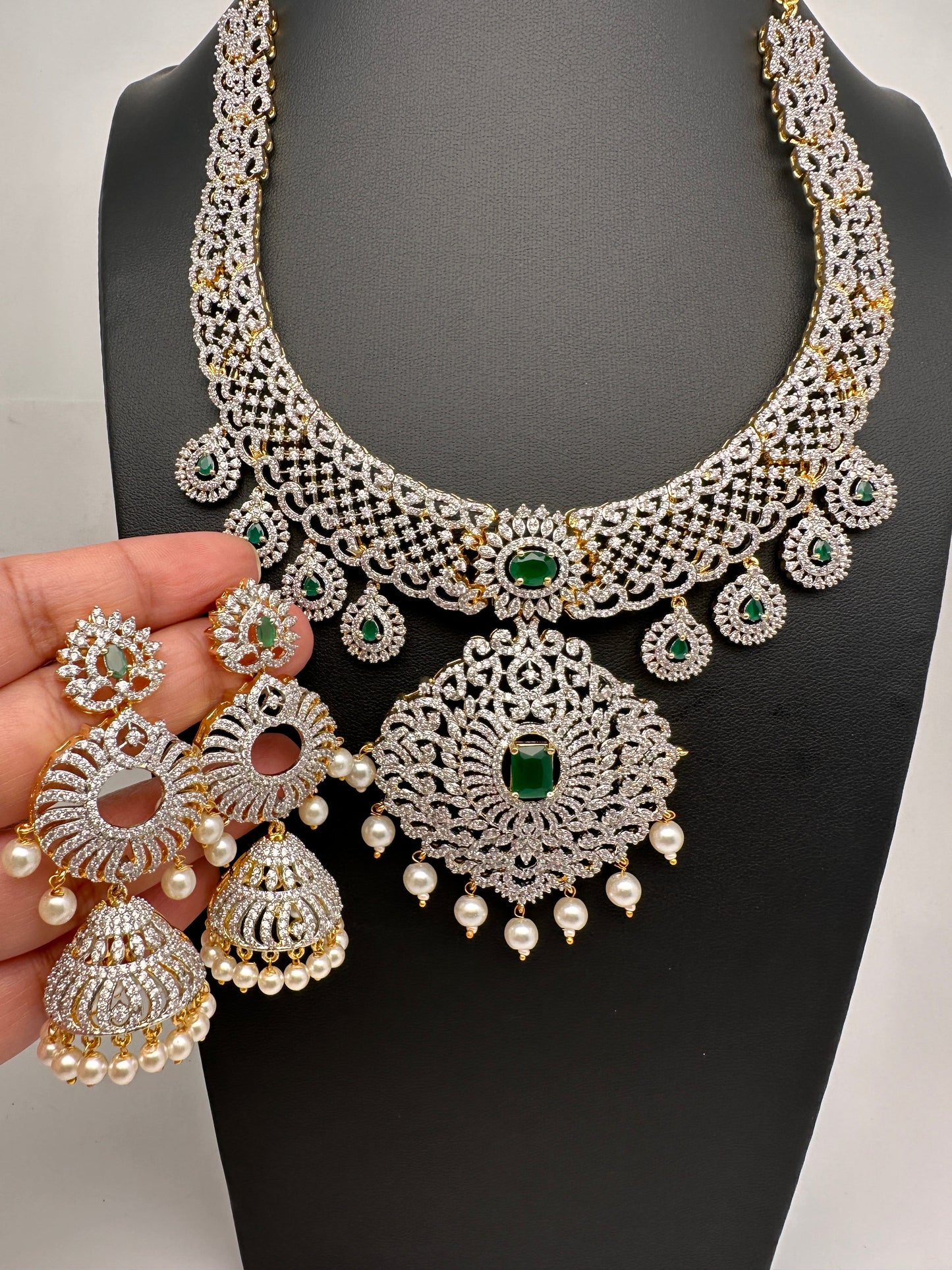 CZ Emerald Green Short Necklace in Diamond Finish