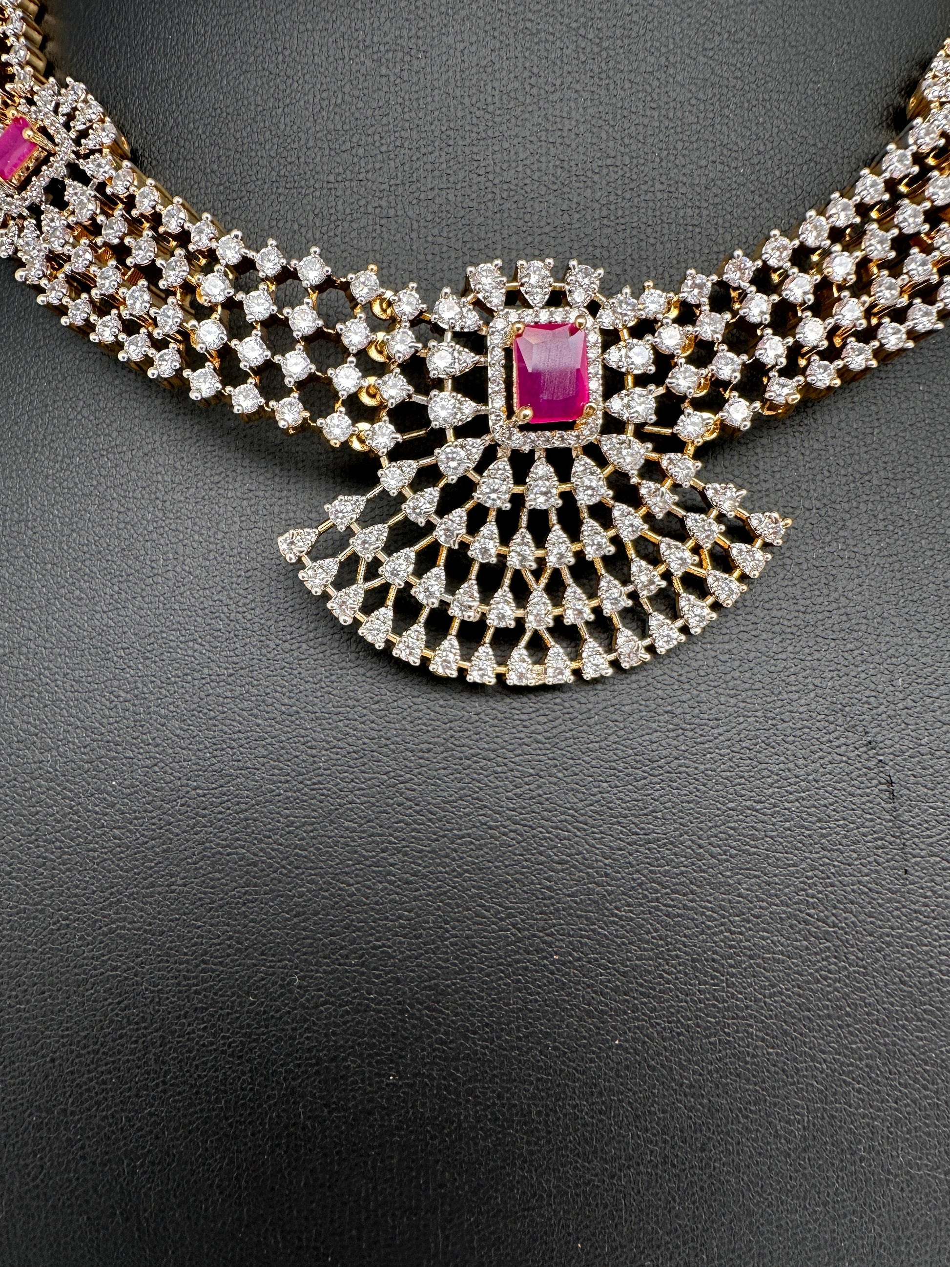 AD Neckline Color Stone Short Necklace - Red