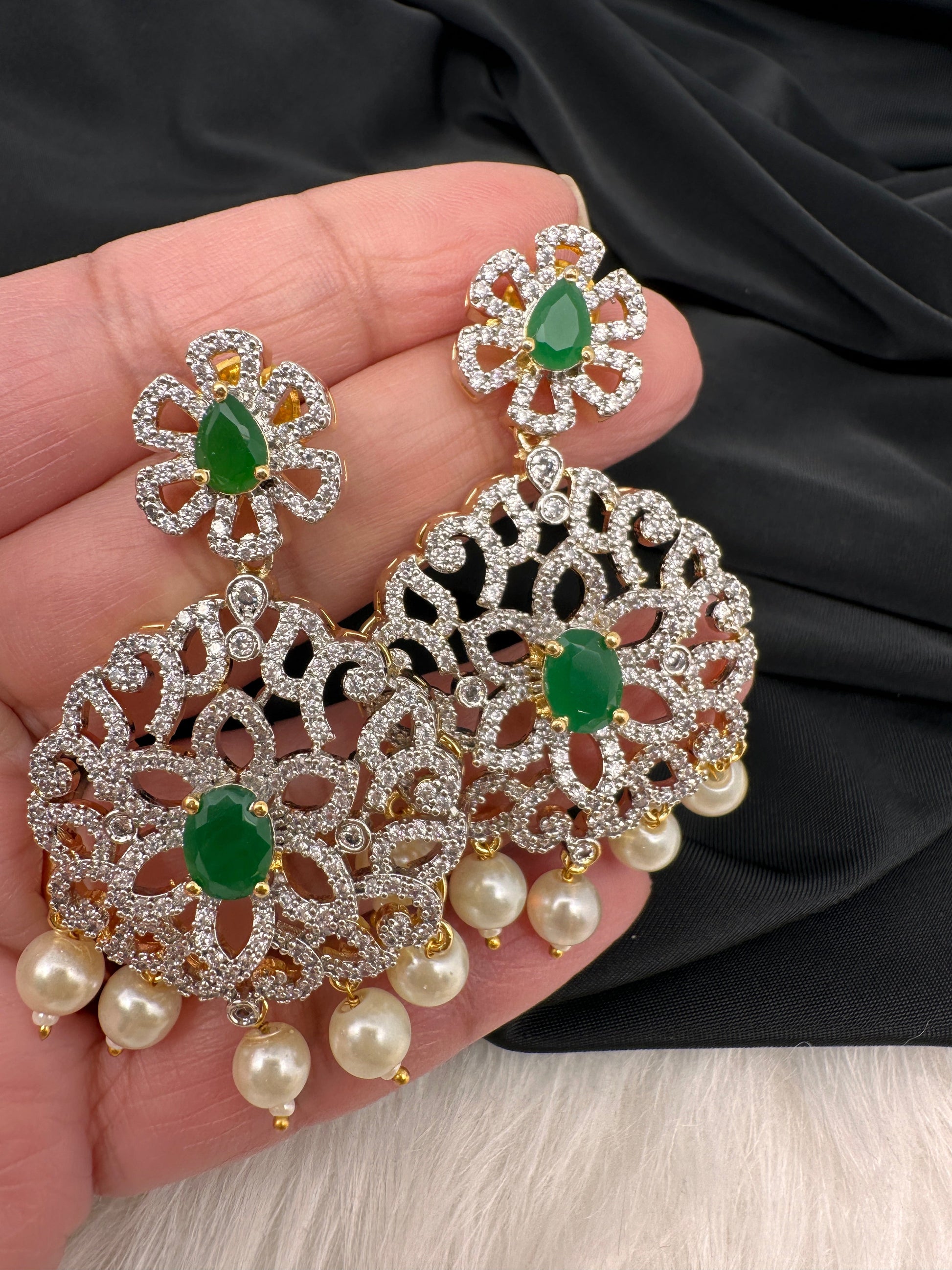 AD Peacock Color Stone Short Necklace - Green