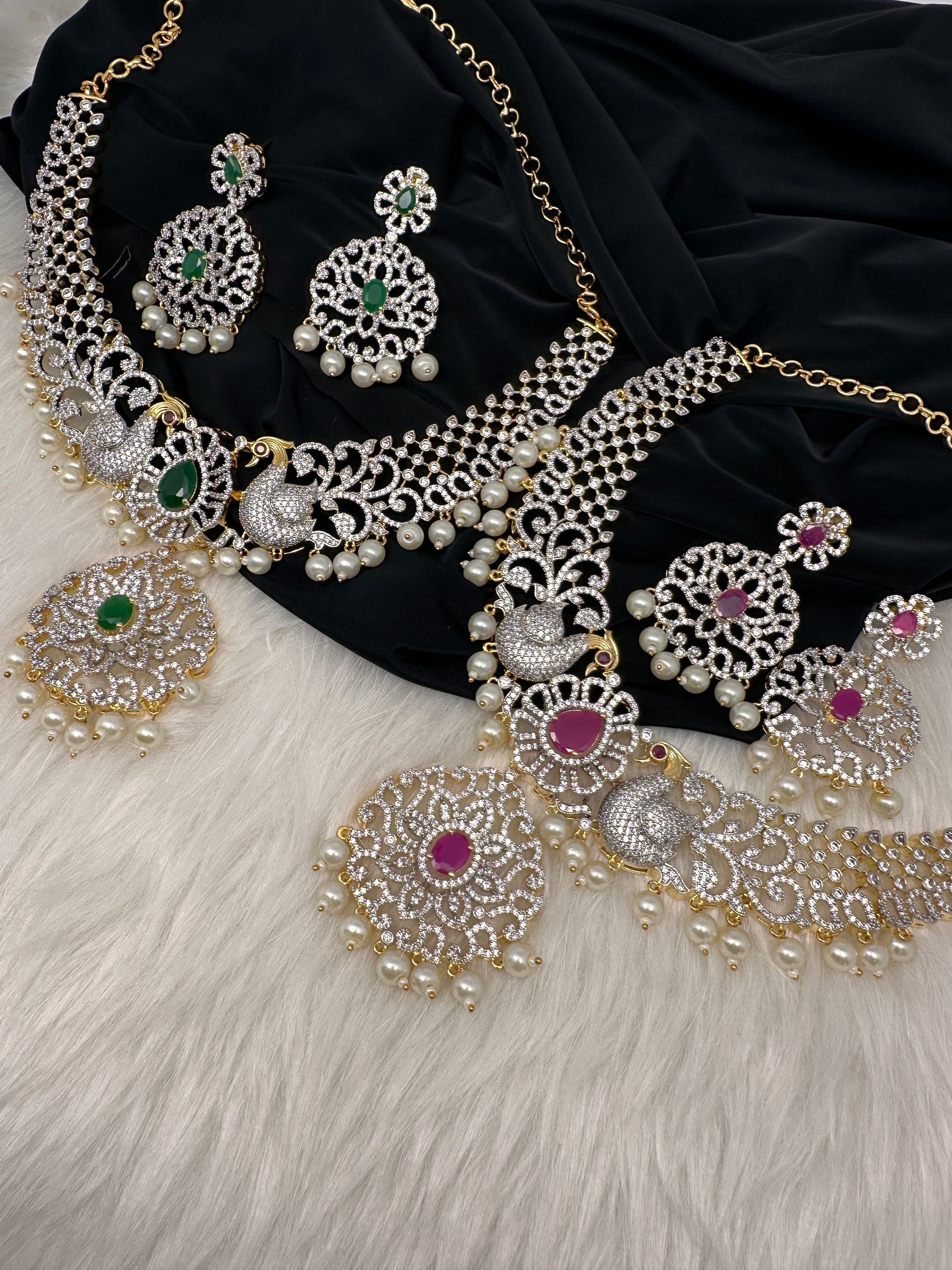 AD Peacock Color Stone Short Necklace - Red