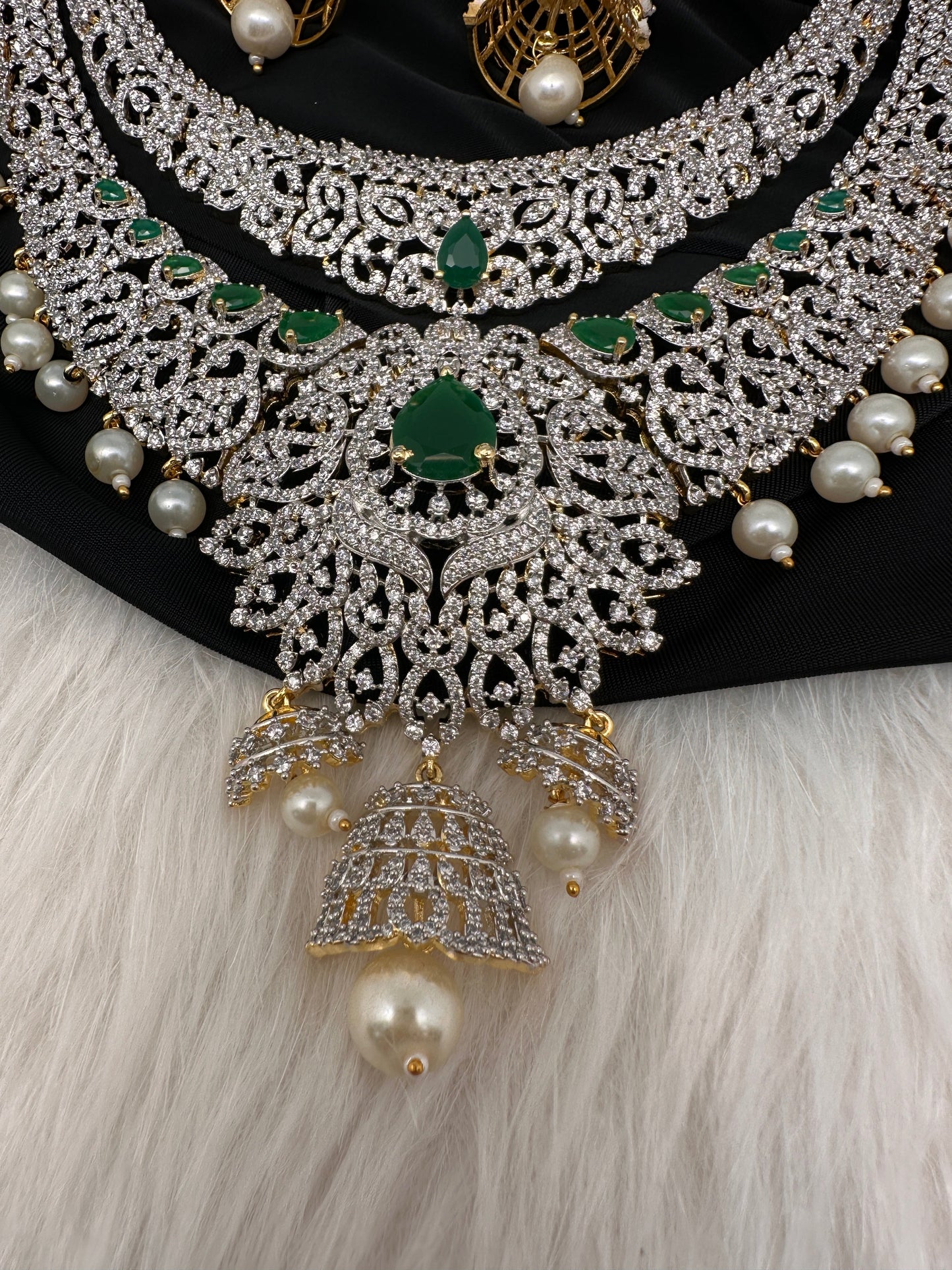 AD Double Layer Emerals Green Short Necklace