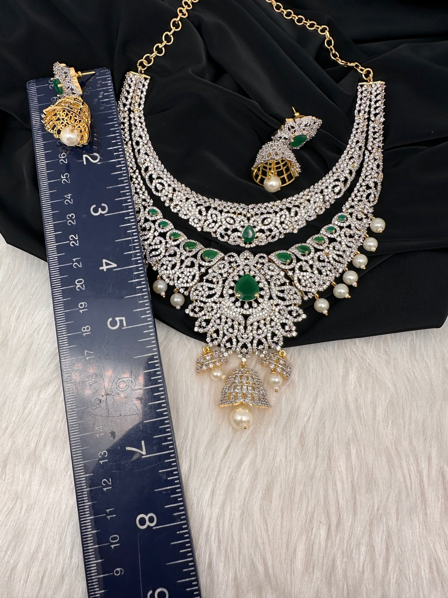 AD Double Layer Emerals Green Short Necklace