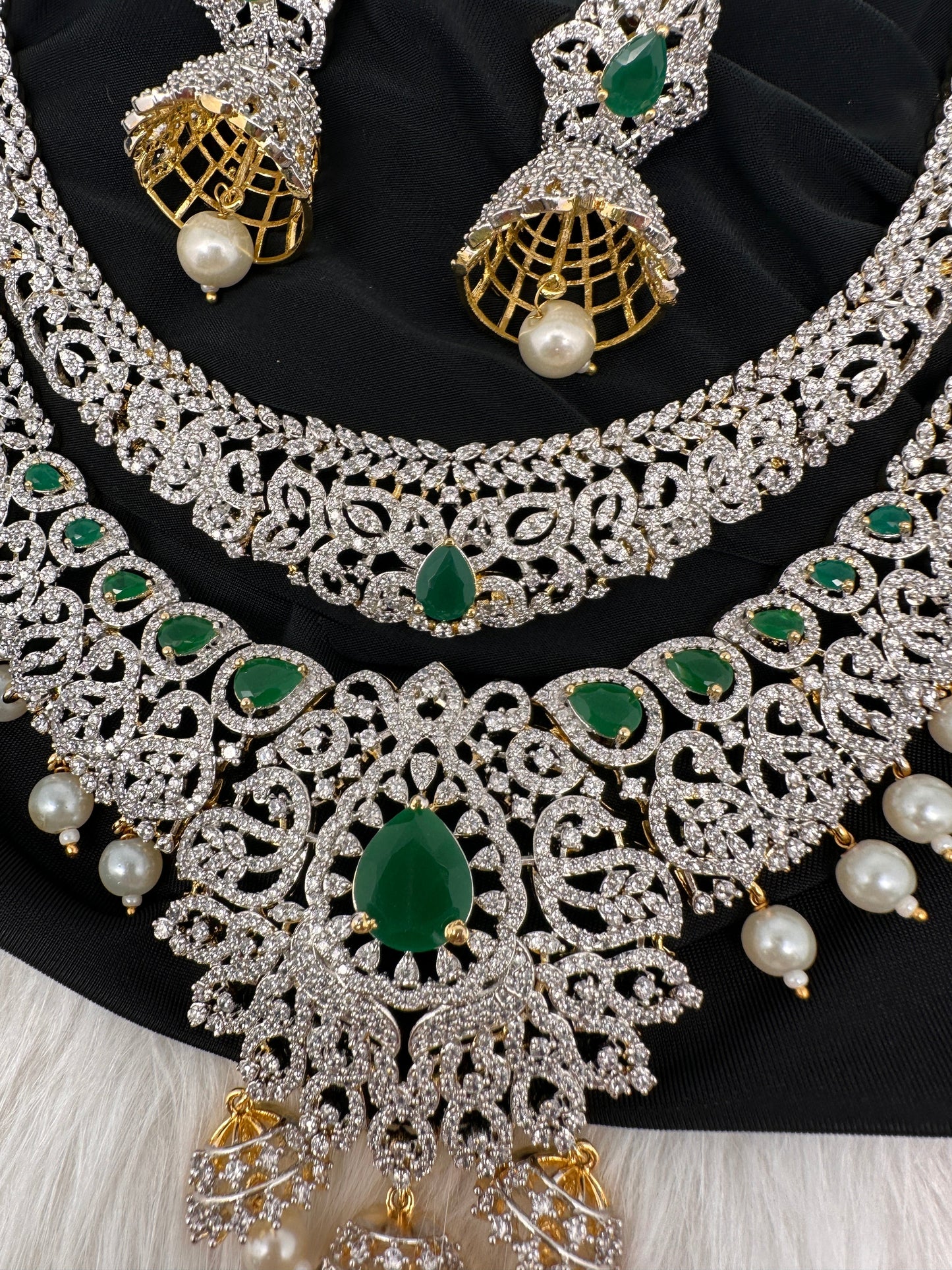 AD Double Layer Emerals Green Short Necklace