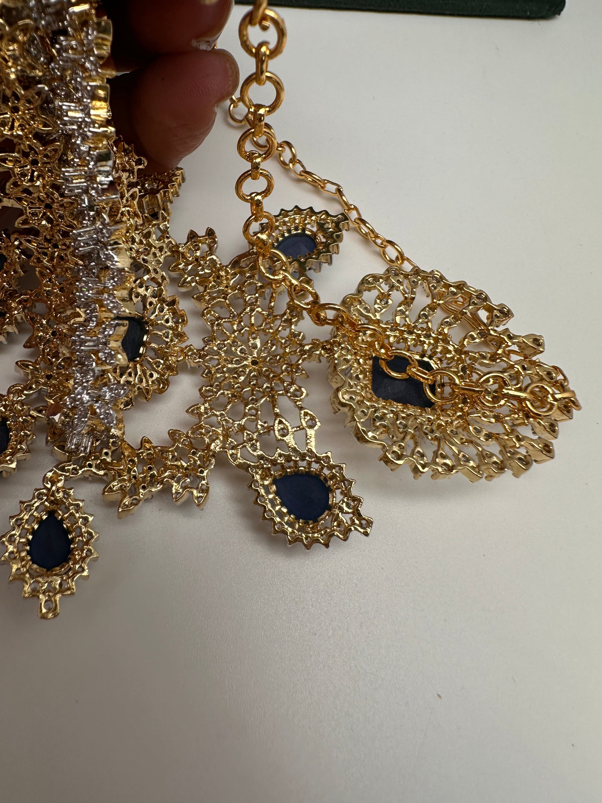 AD Multi Layer Color Stone Short Necklace - Blue