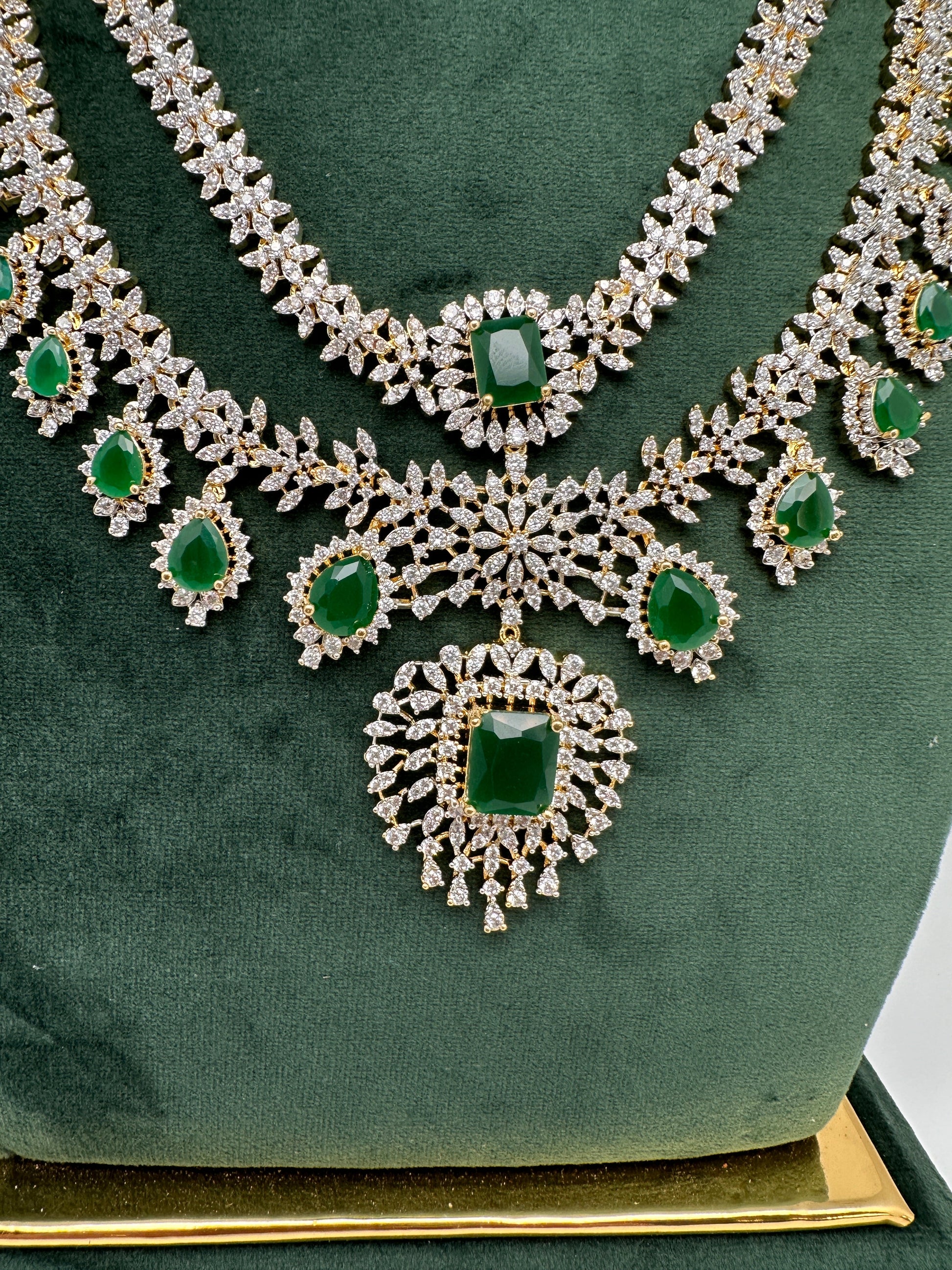 AD Multi Layer Color Stone Short Necklace - Green