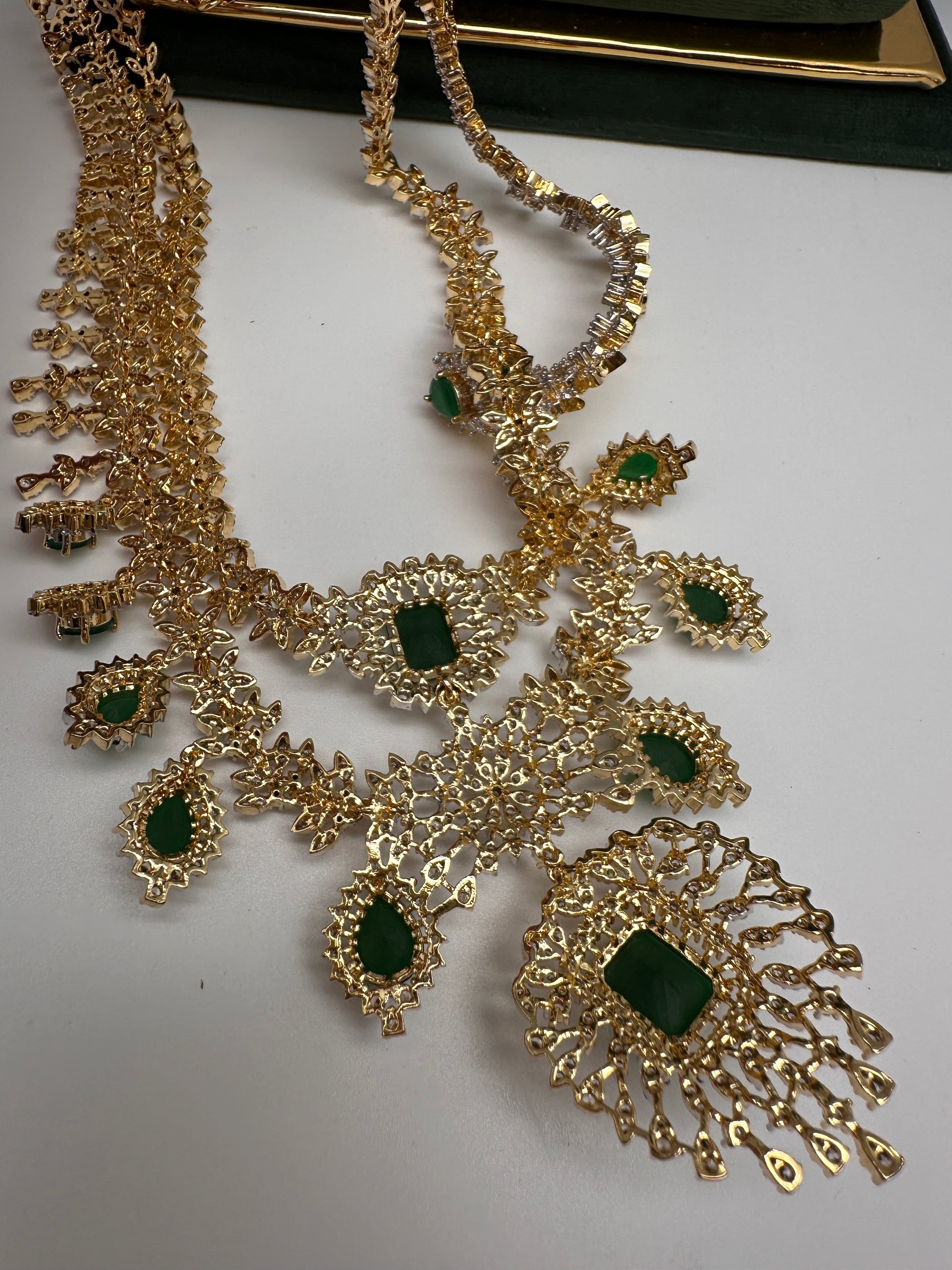 AD Multi Layer Color Stone Short Necklace - Green