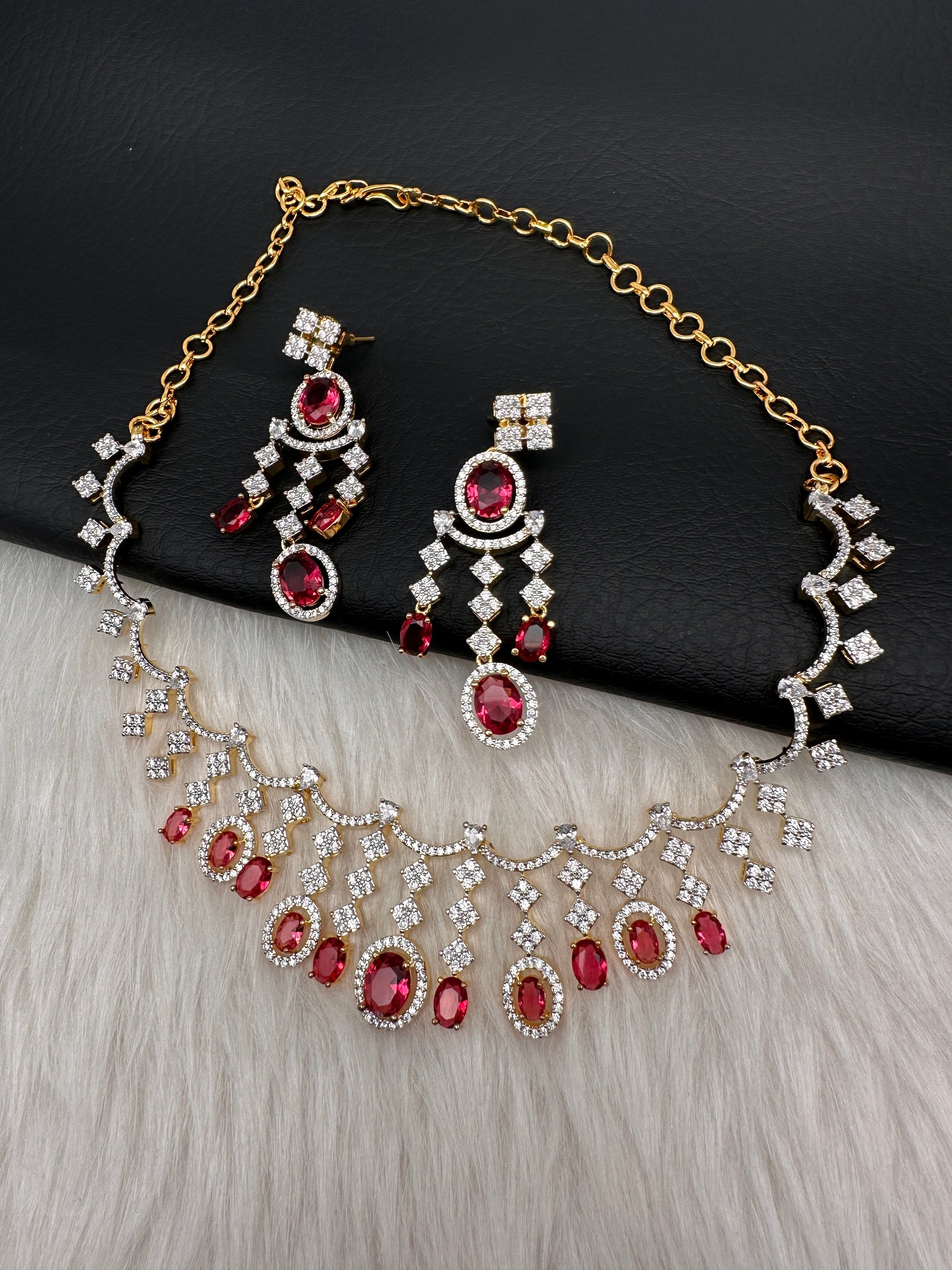 AD Wine Red Neckline Short Necklace