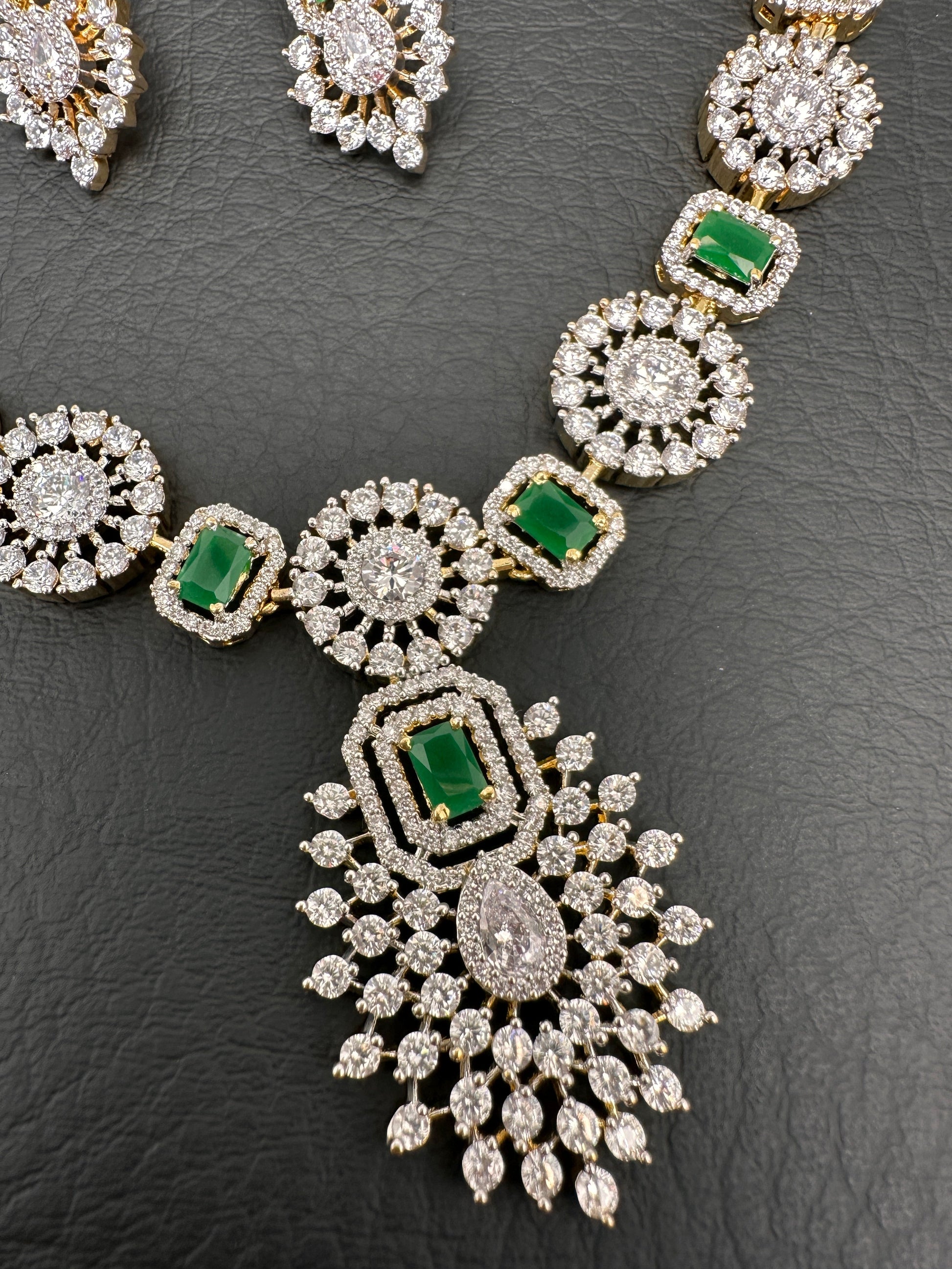AD Color Stone Dainty Necklace - Green