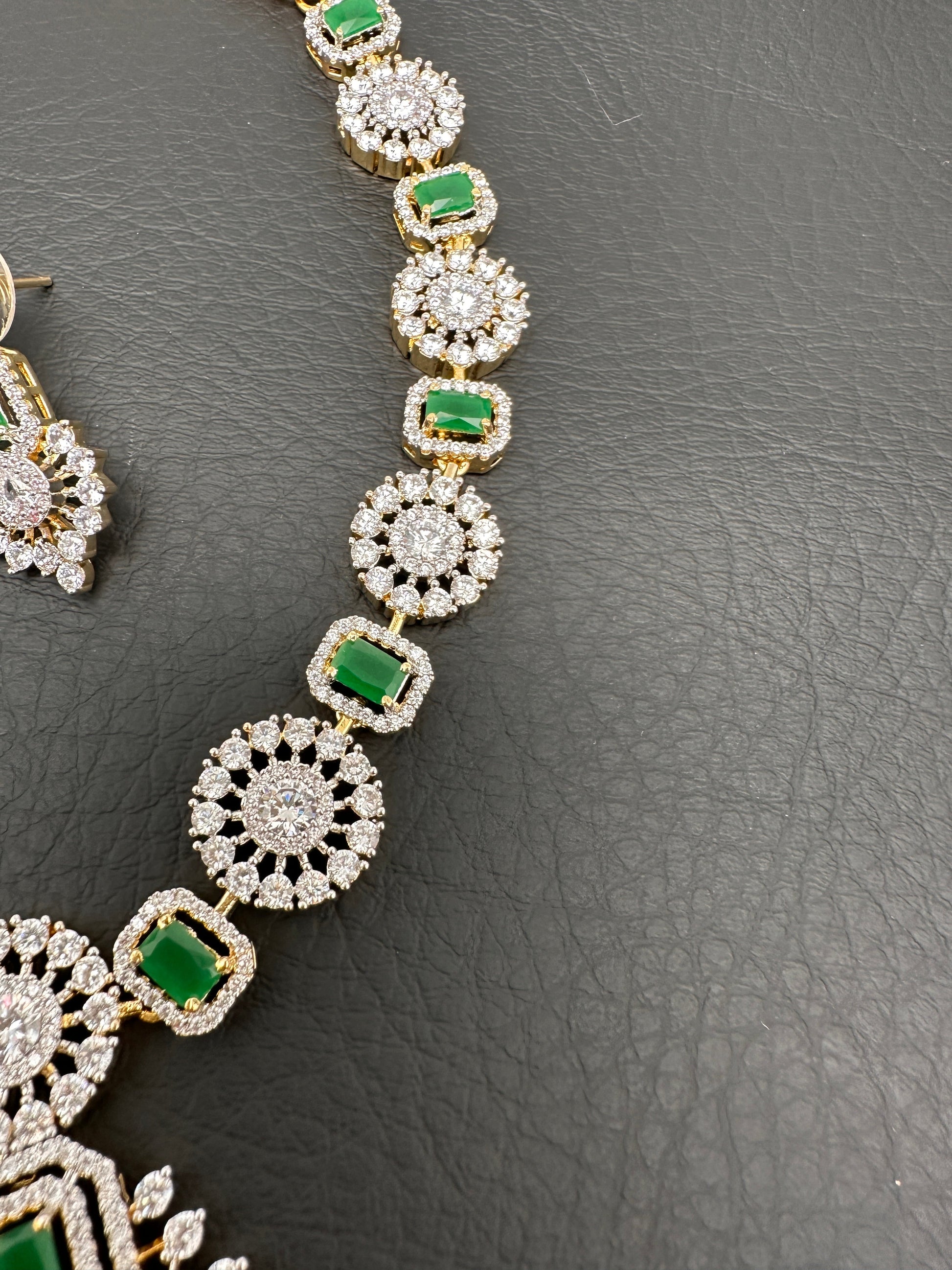 AD Color Stone Dainty Necklace - Green