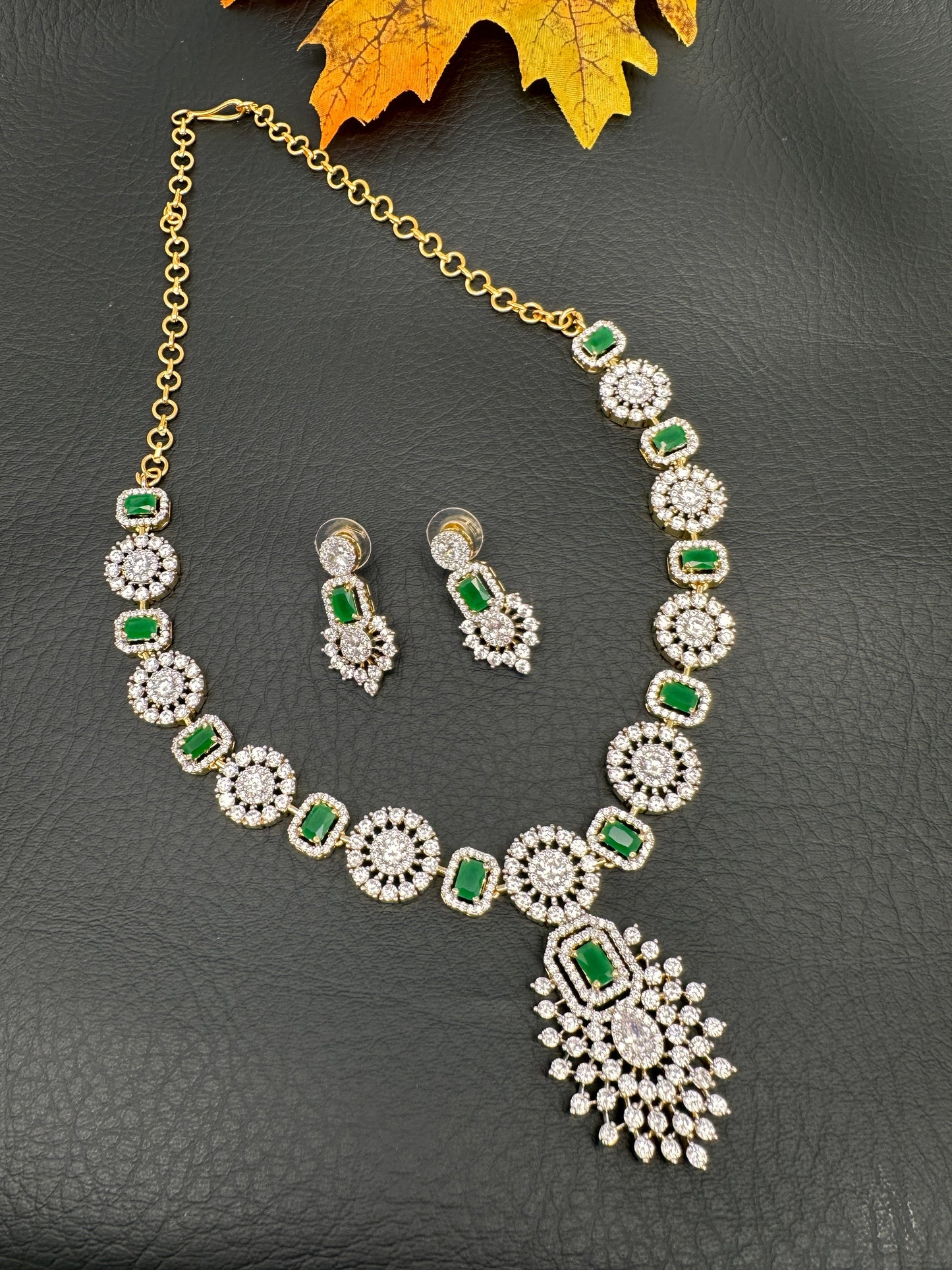 AD Color Stone Dainty Necklace - Green