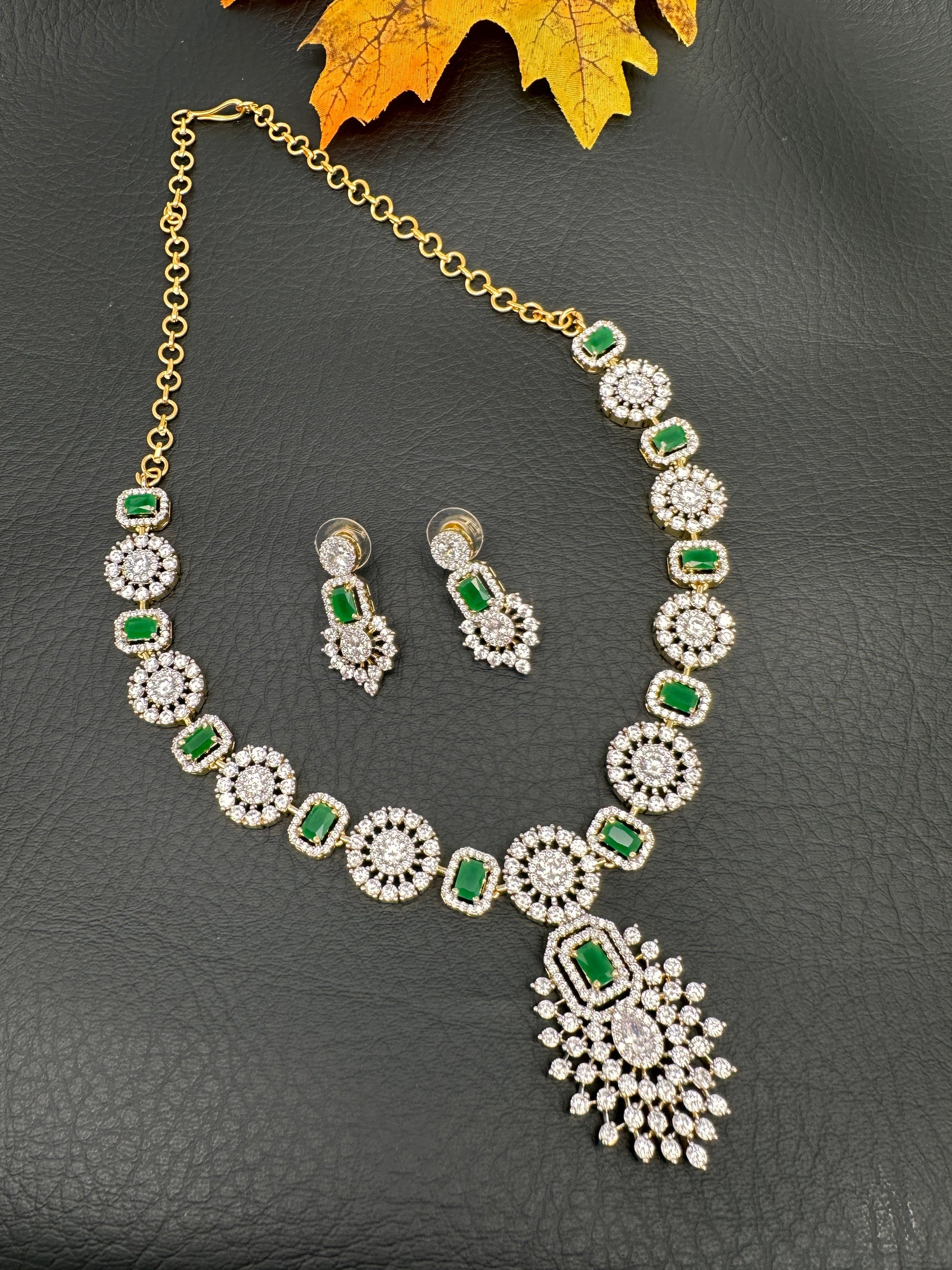 AD Color Stone Dainty Necklace - Green