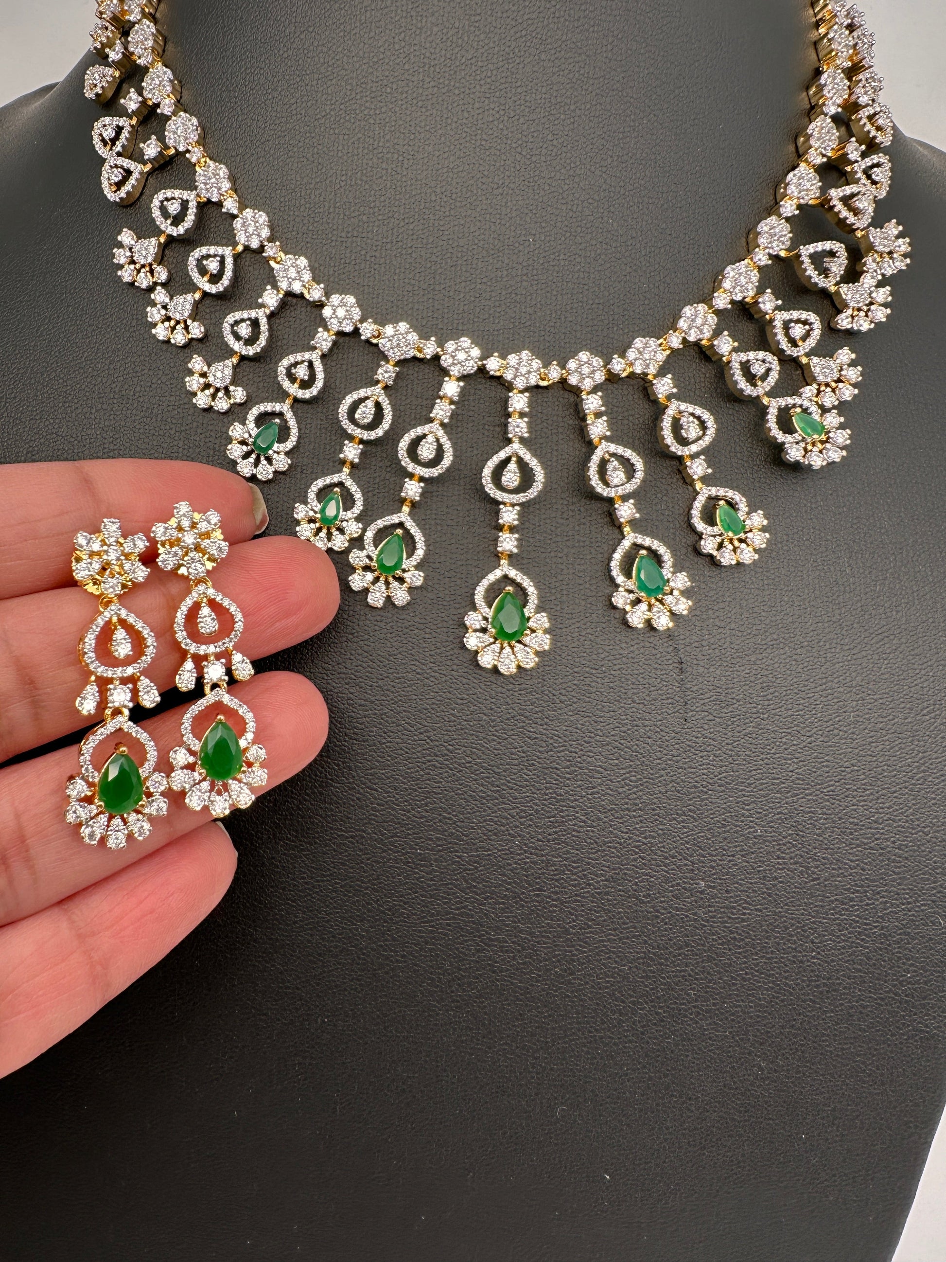 AD Color Stone Neckline Necklace - Green