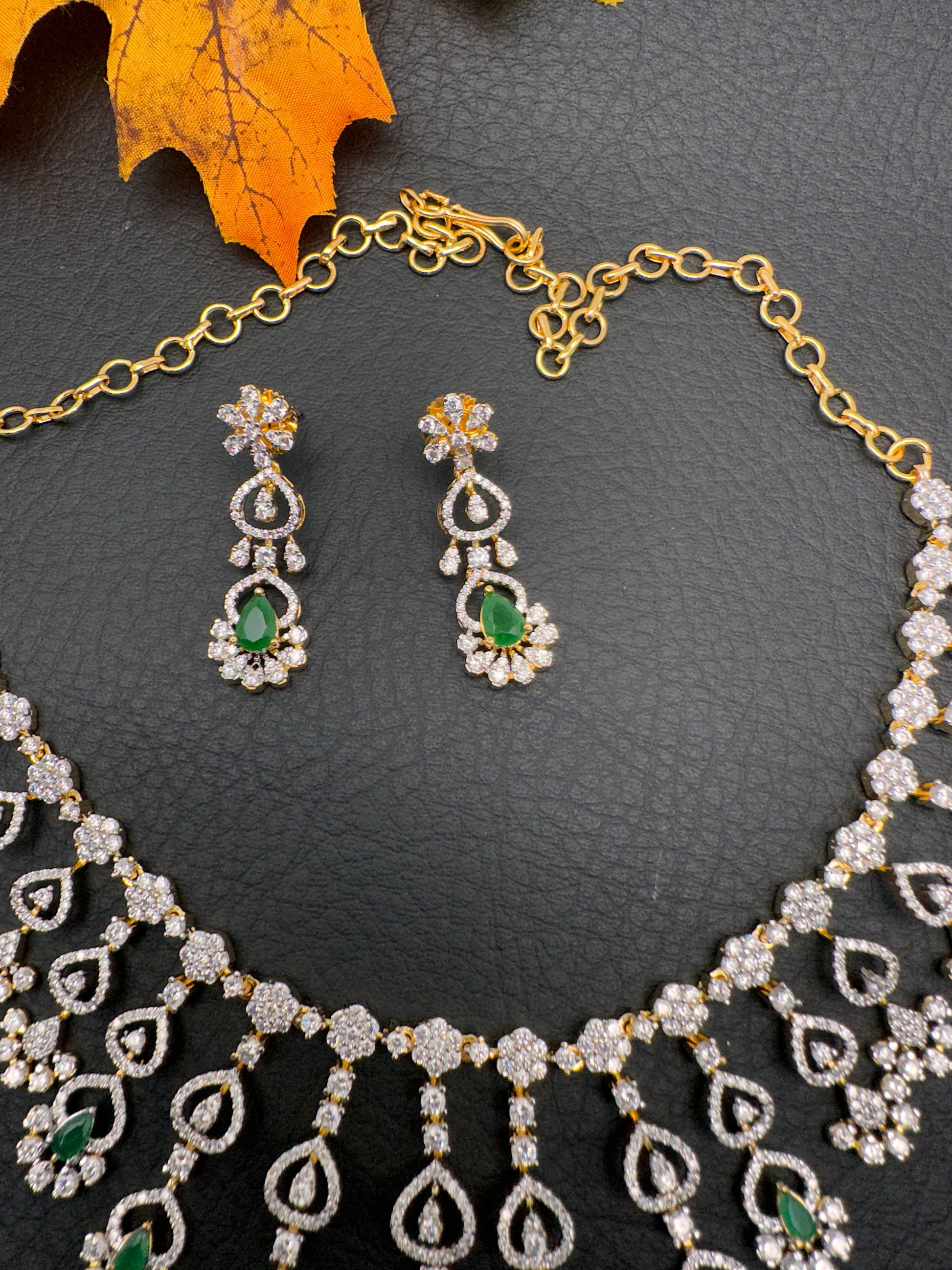 AD Color Stone Neckline Necklace - Green