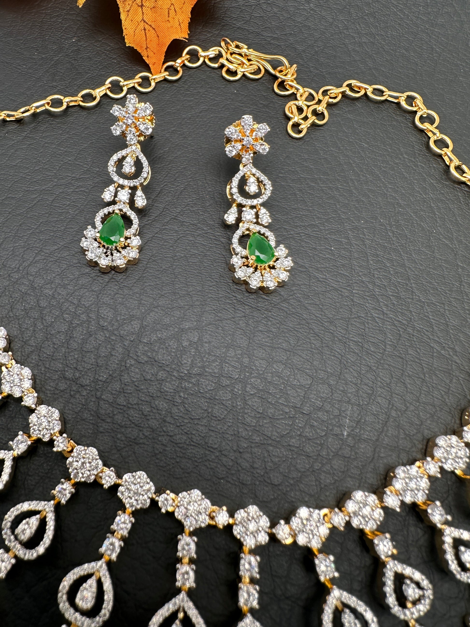 AD Color Stone Neckline Necklace - Green