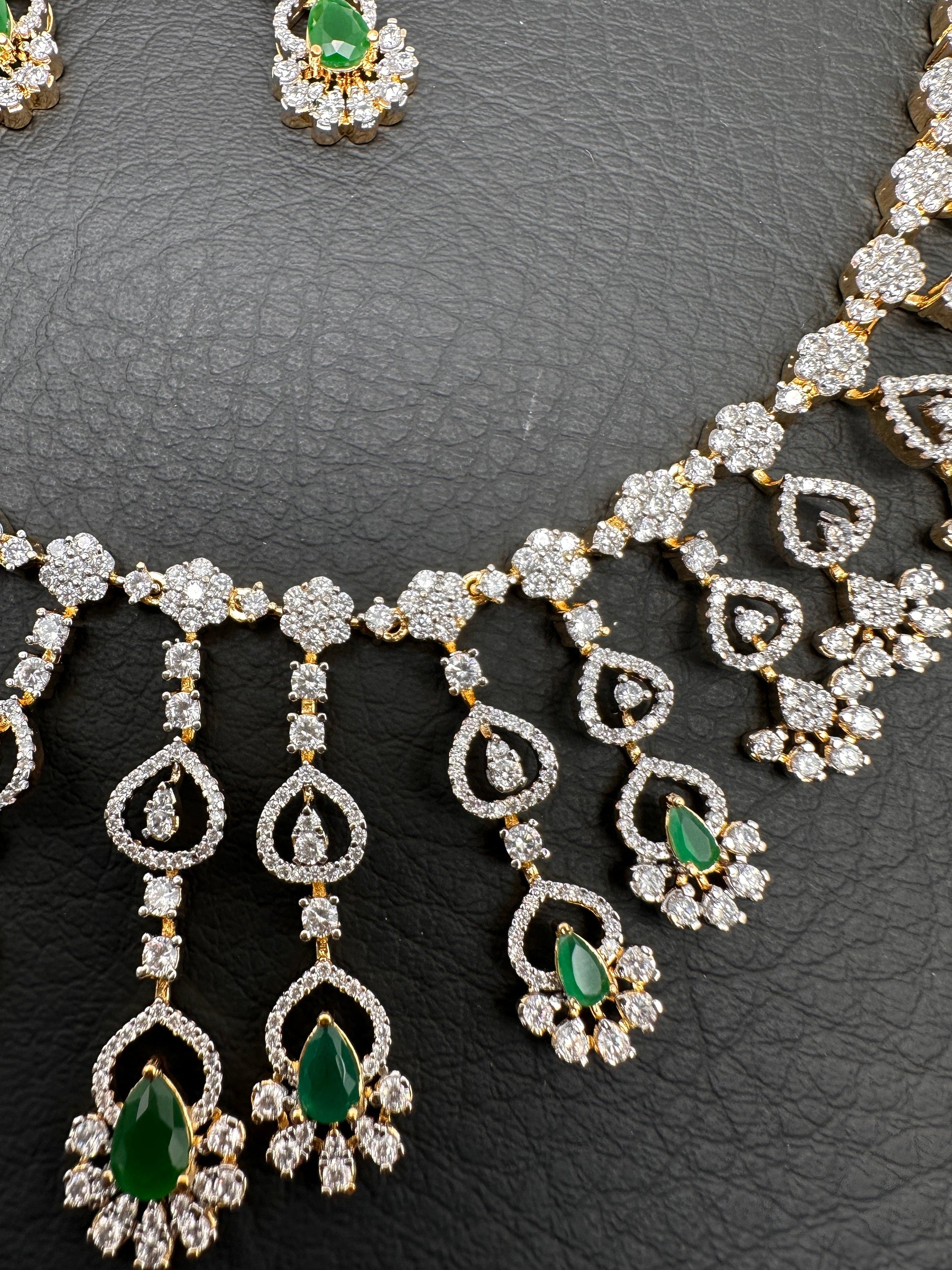 AD Color Stone Neckline Necklace - Green