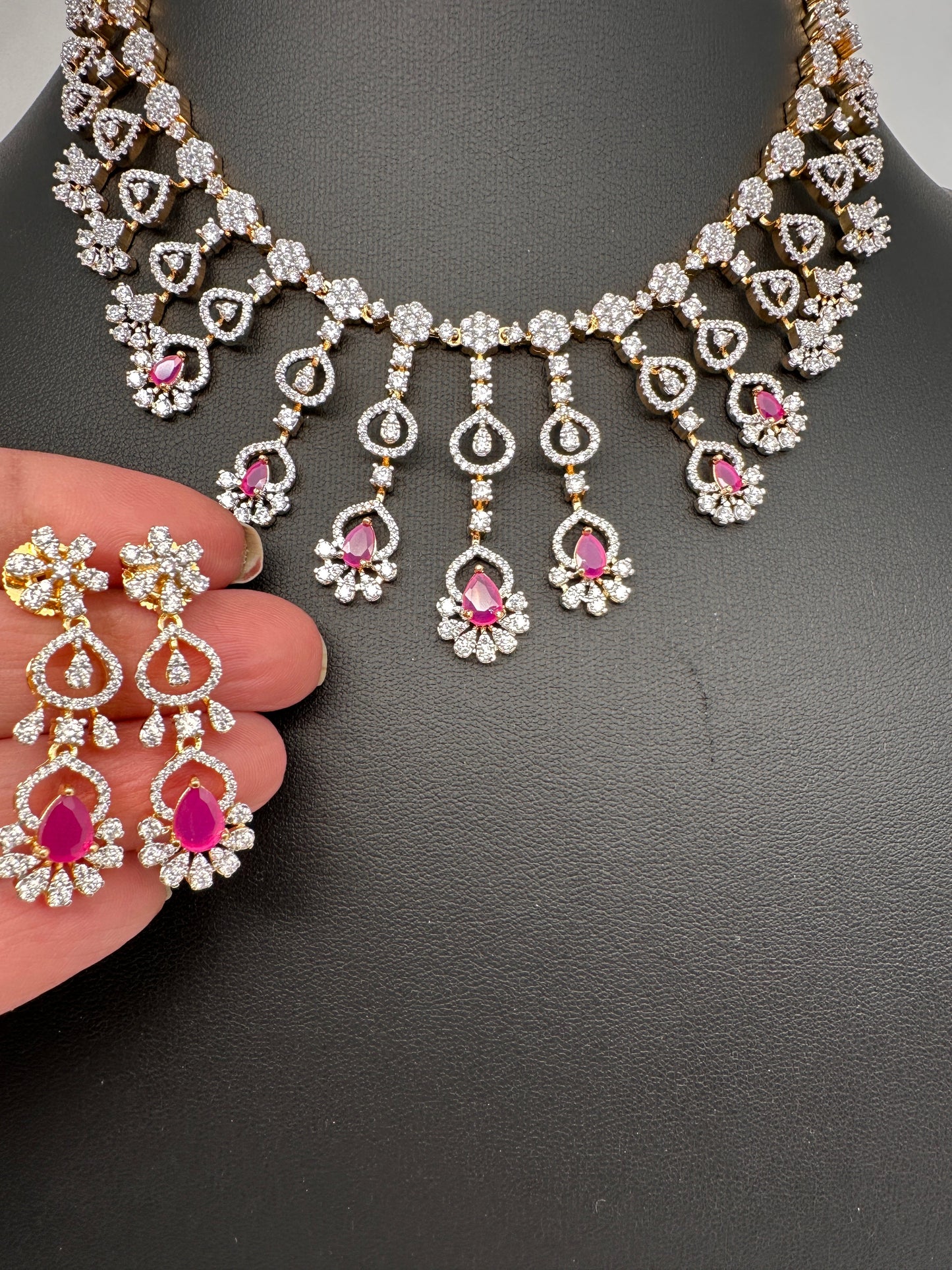 AD Color Stone Neckline Necklace - Red