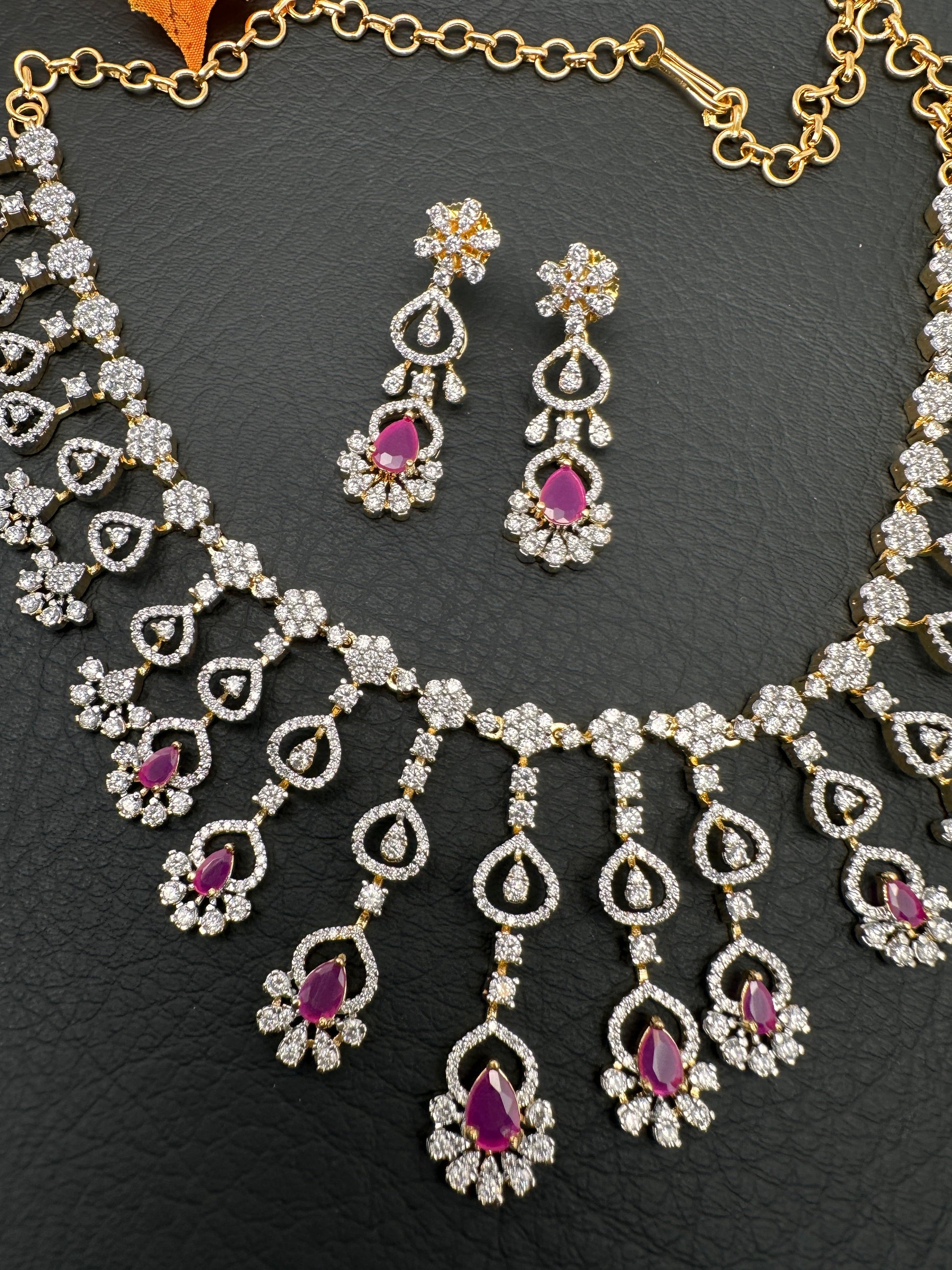AD Color Stone Neckline Necklace - Red