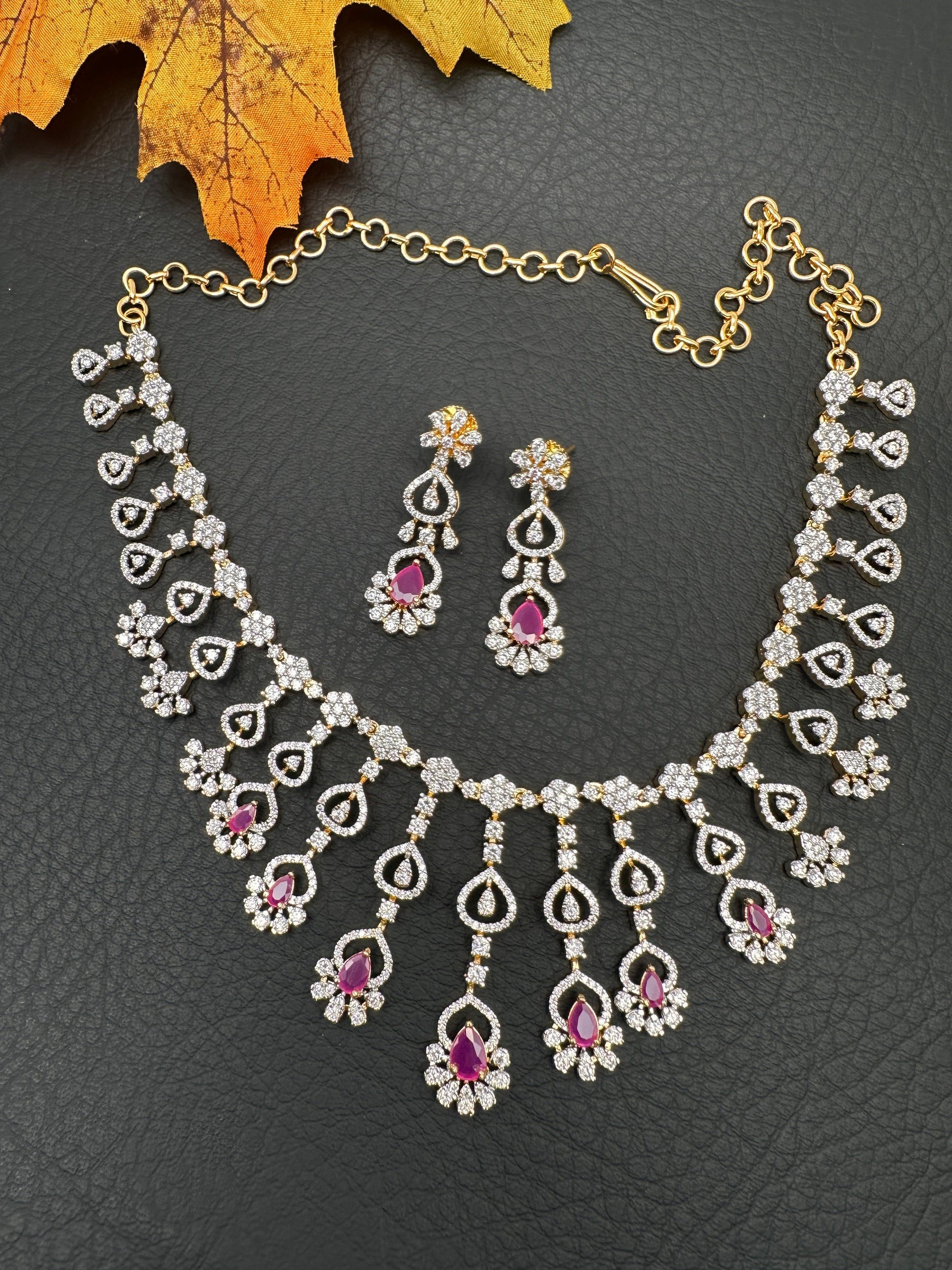AD Color Stone Neckline Necklace - Red