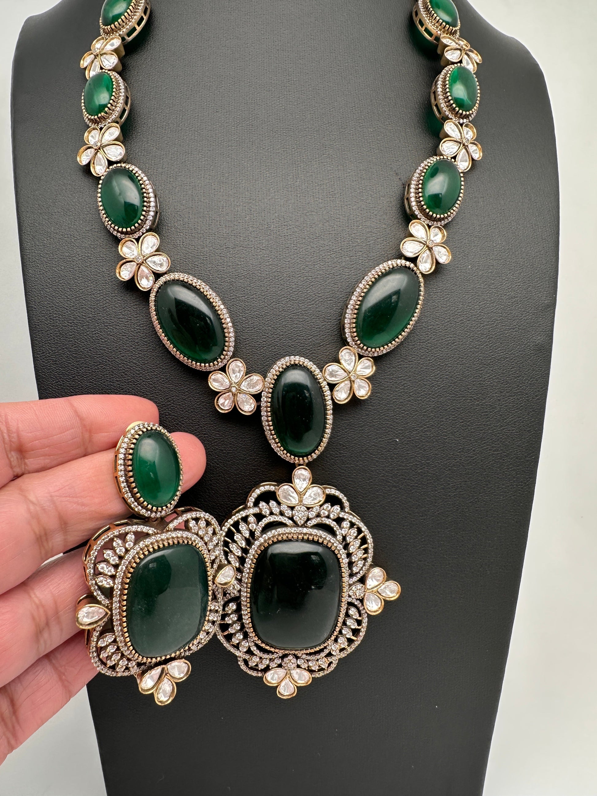 AD Doublet Color Stone Necklace - Green