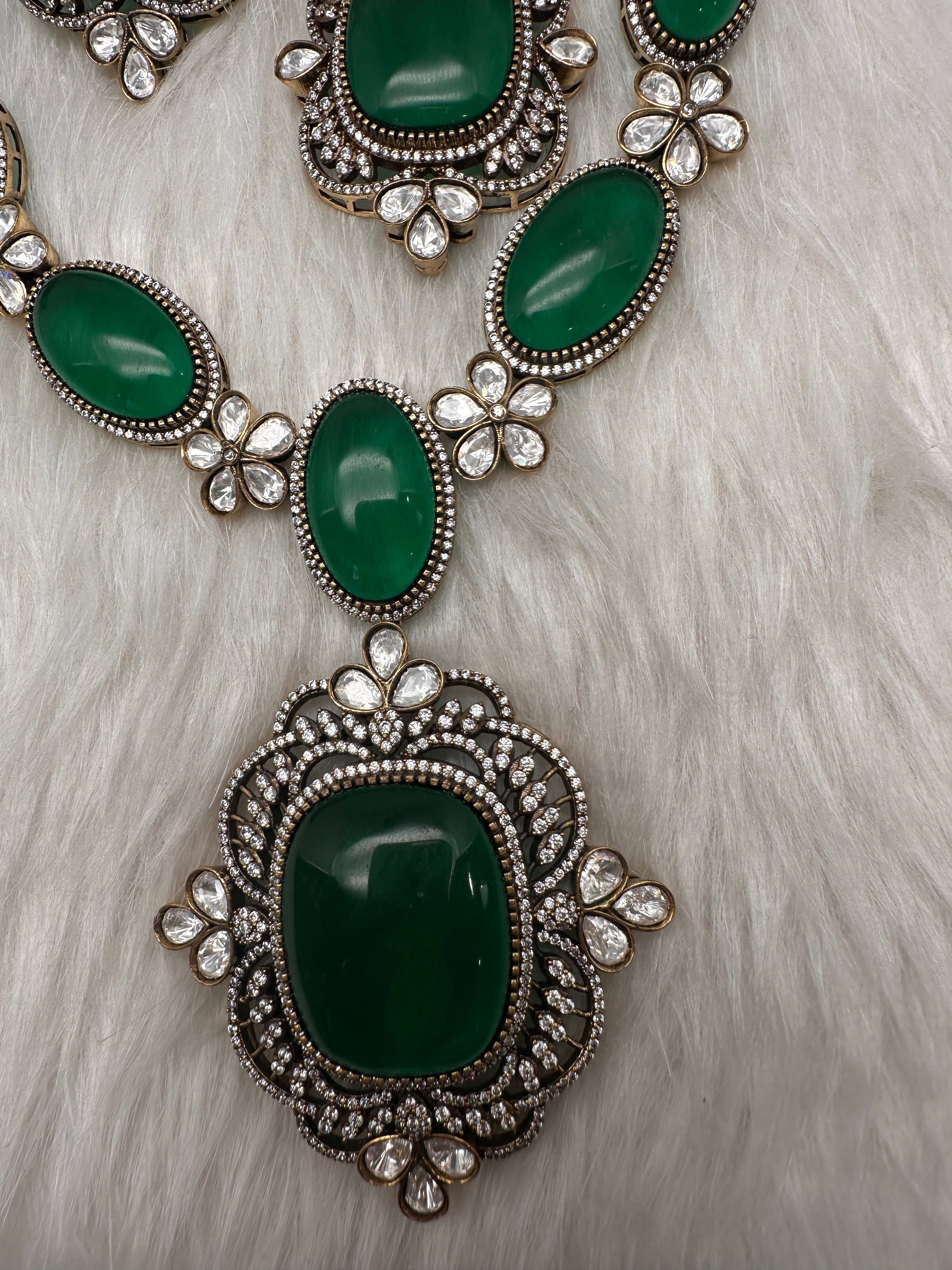 AD Doublet Color Stone Necklace - Green