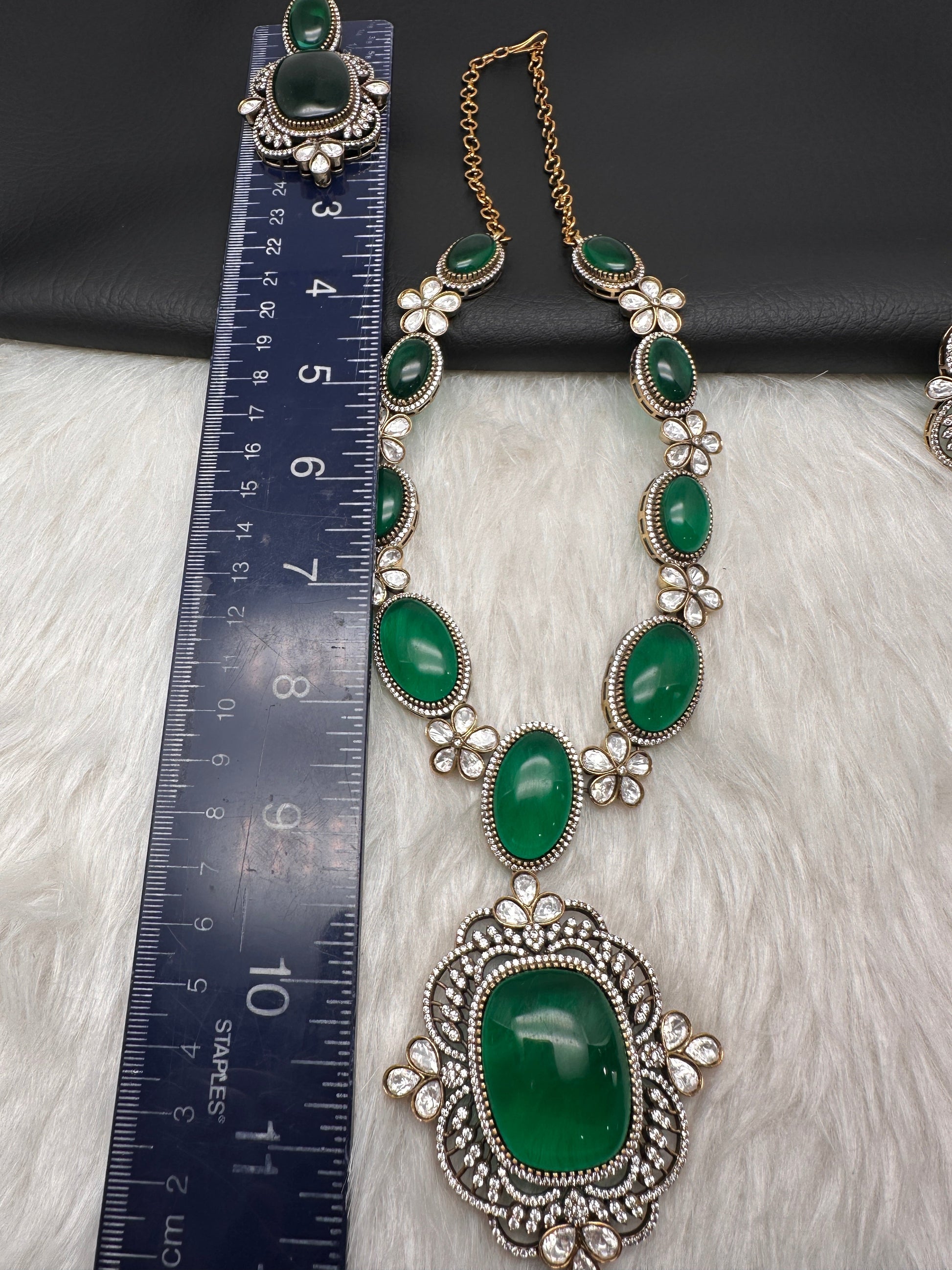 AD Doublet Color Stone Necklace - Green
