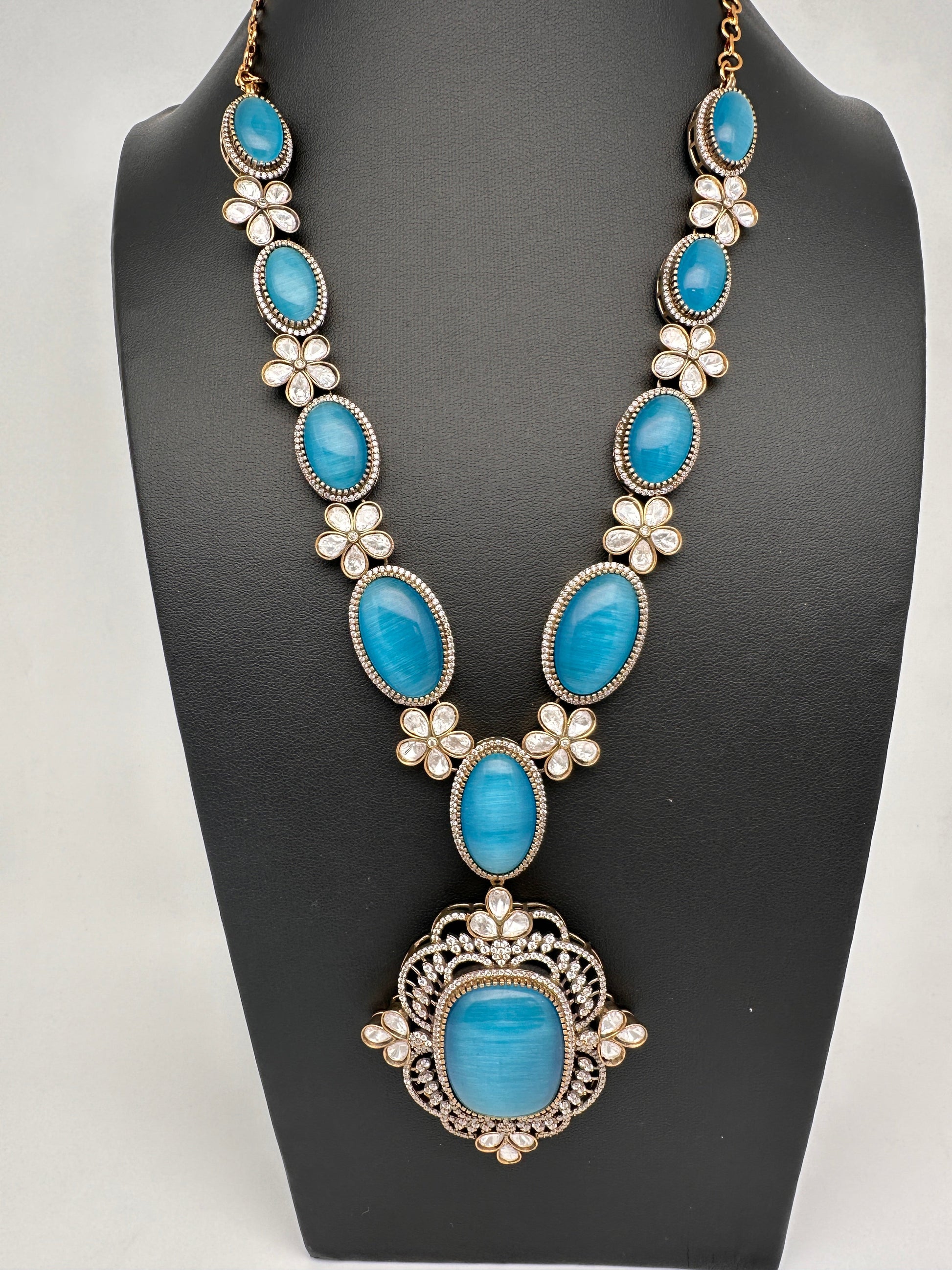 AD Doublet Color Stone Necklace - LightBlue