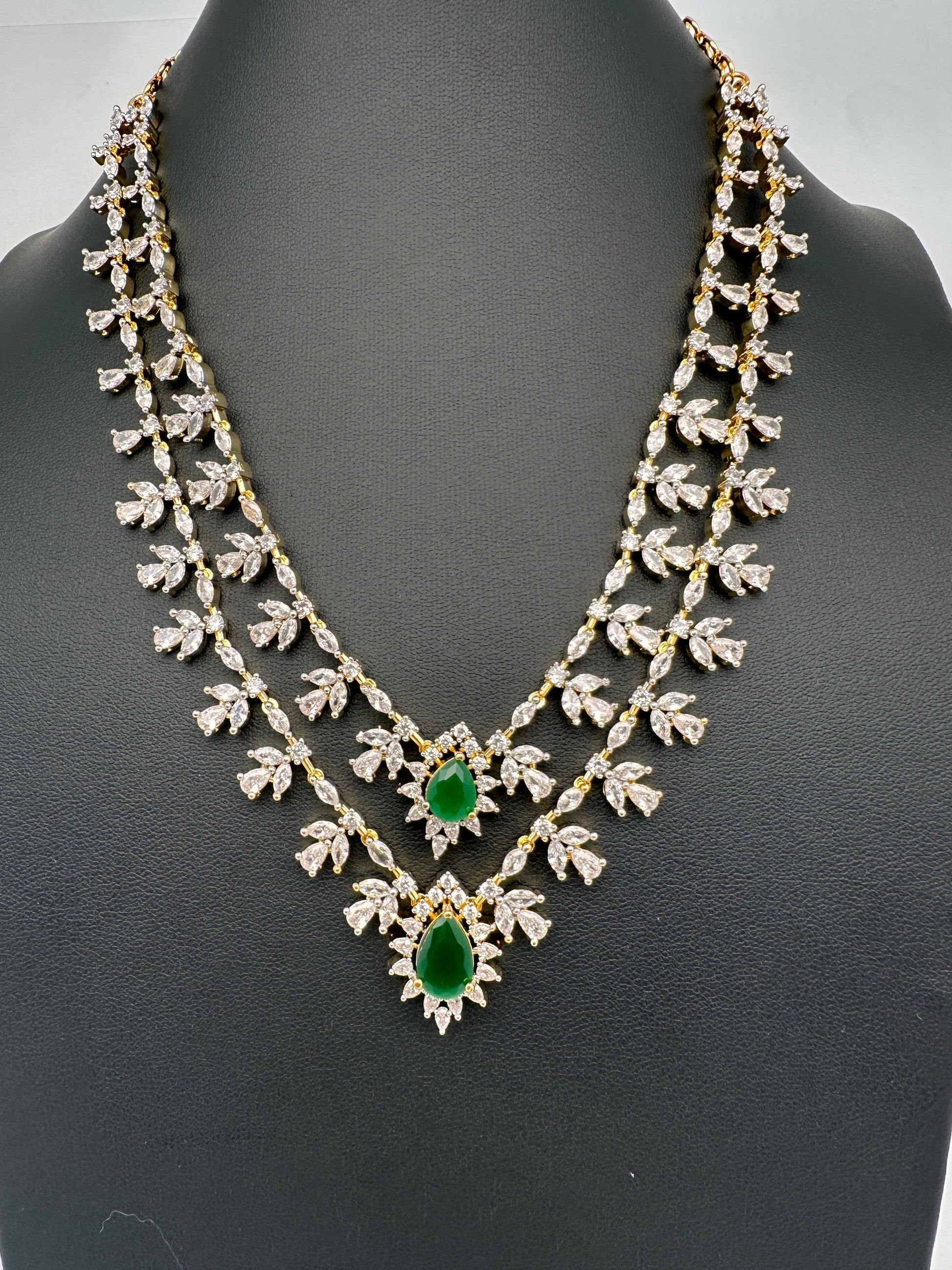 AD Diamond Finish Double Layer Color Short Necklace - Green
