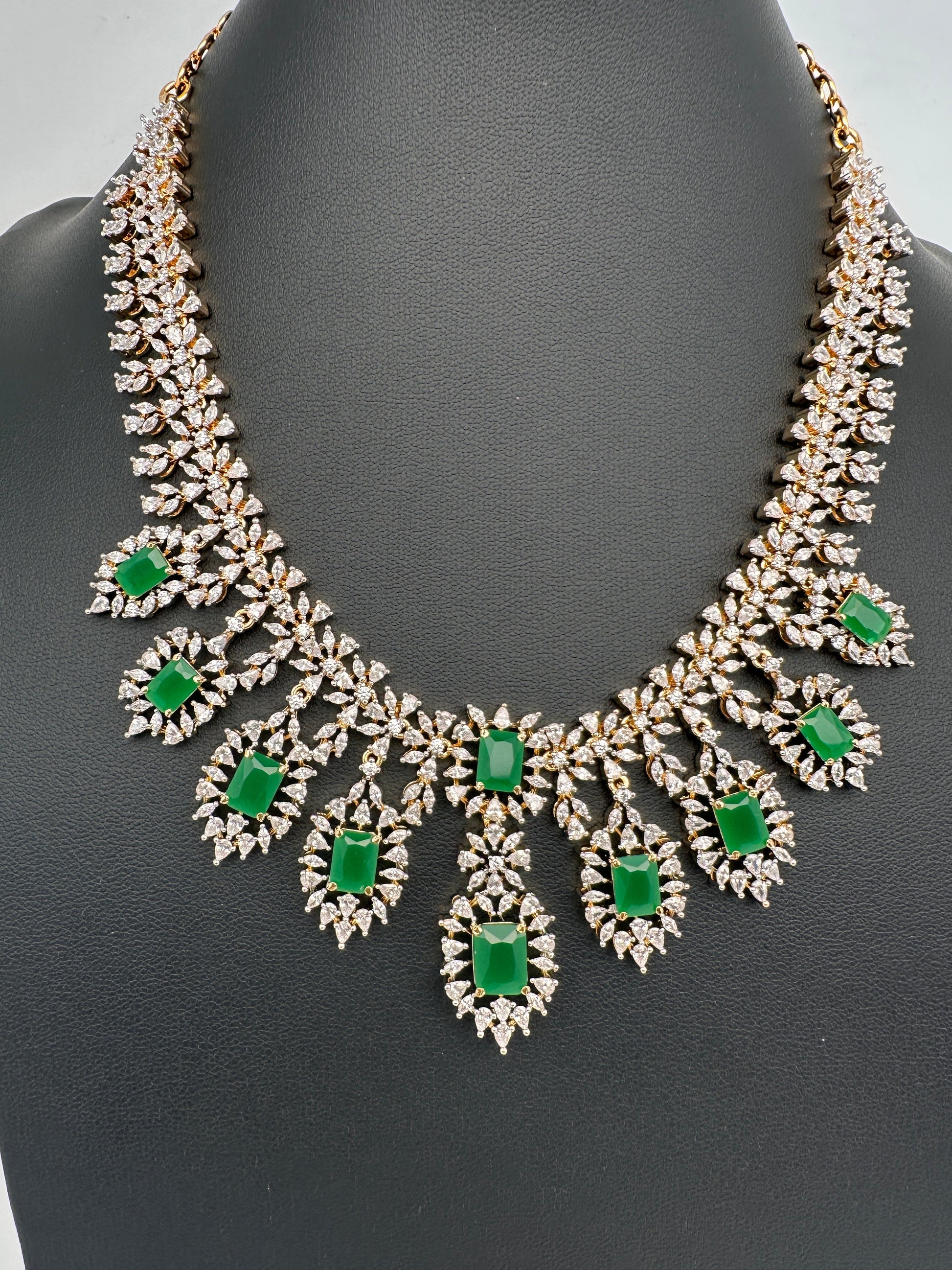 AD Dainty Color Short Necklace - Green