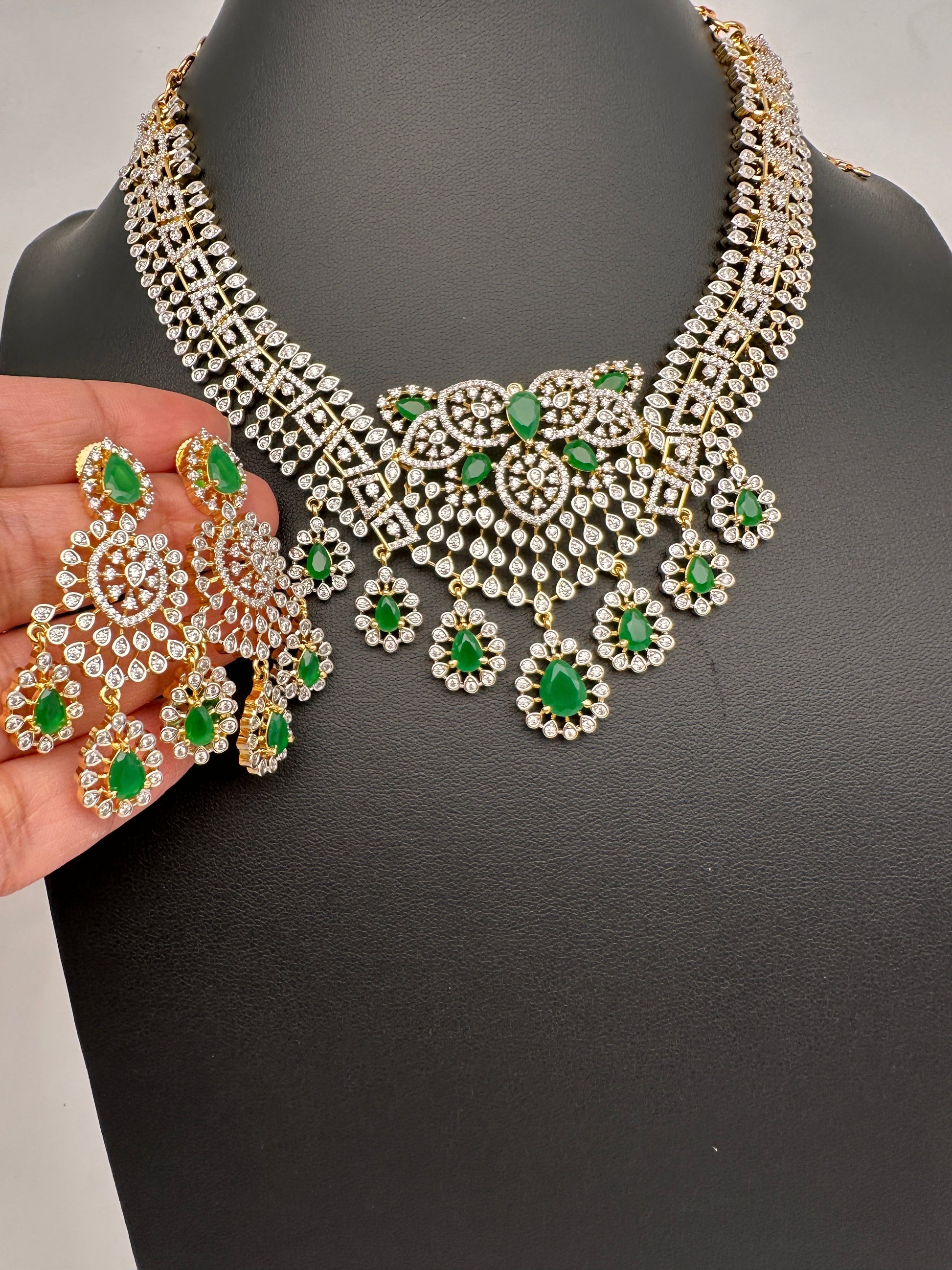 AD Color Short Necklace - Green