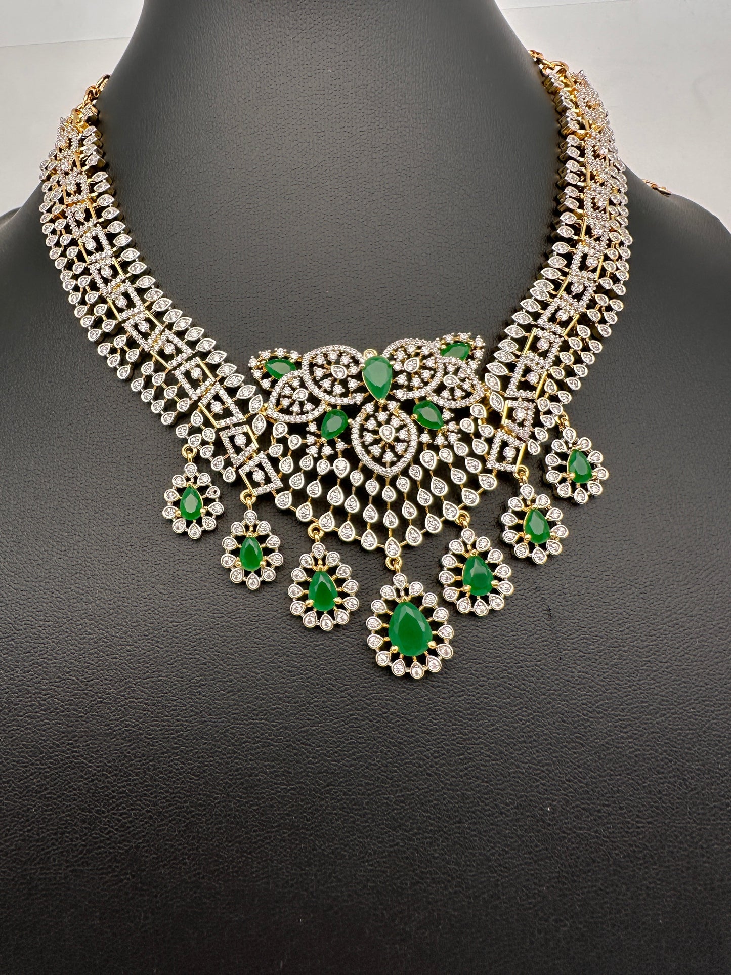 AD Color Short Necklace - Green