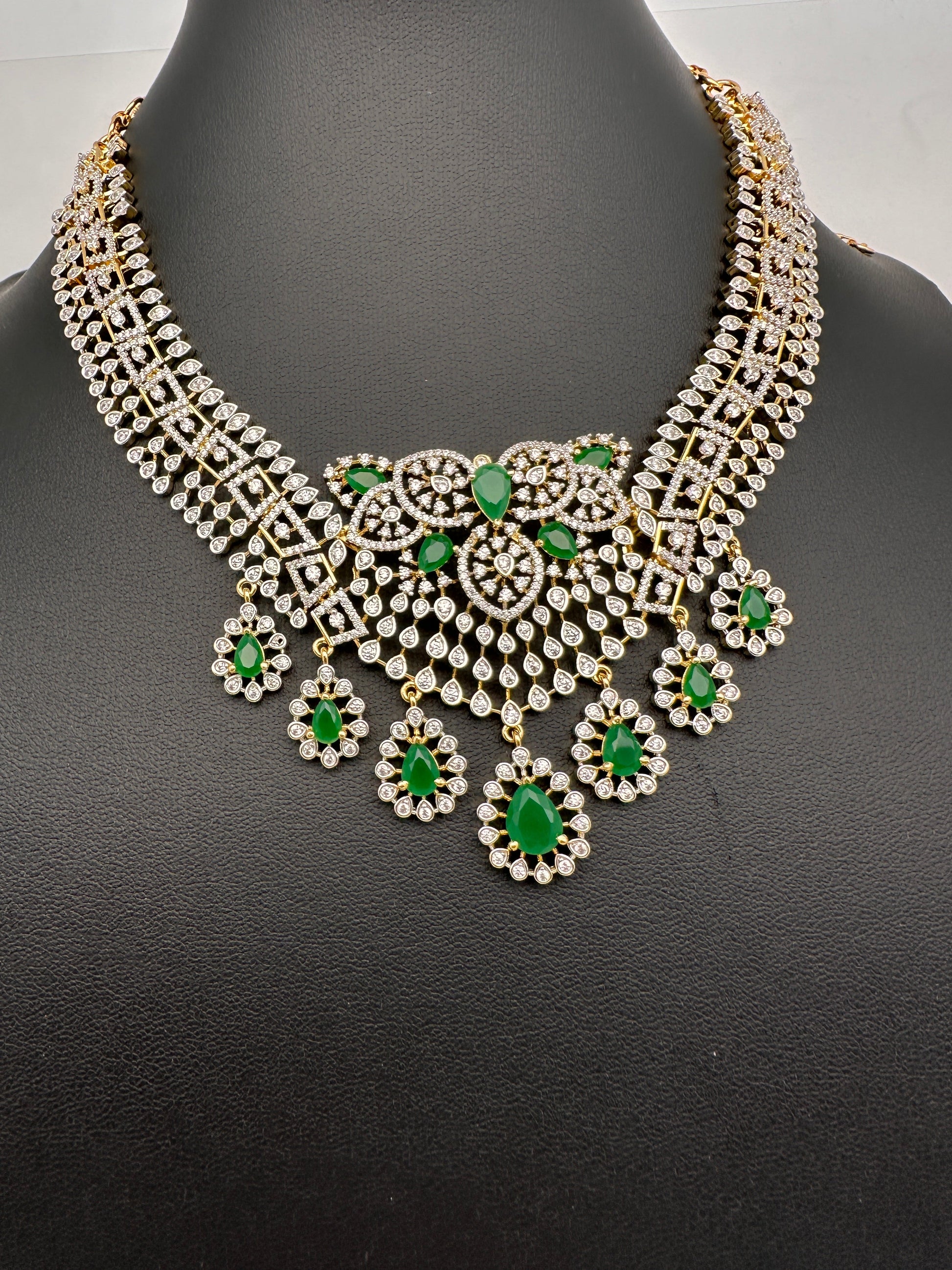 AD Color Short Necklace - Green