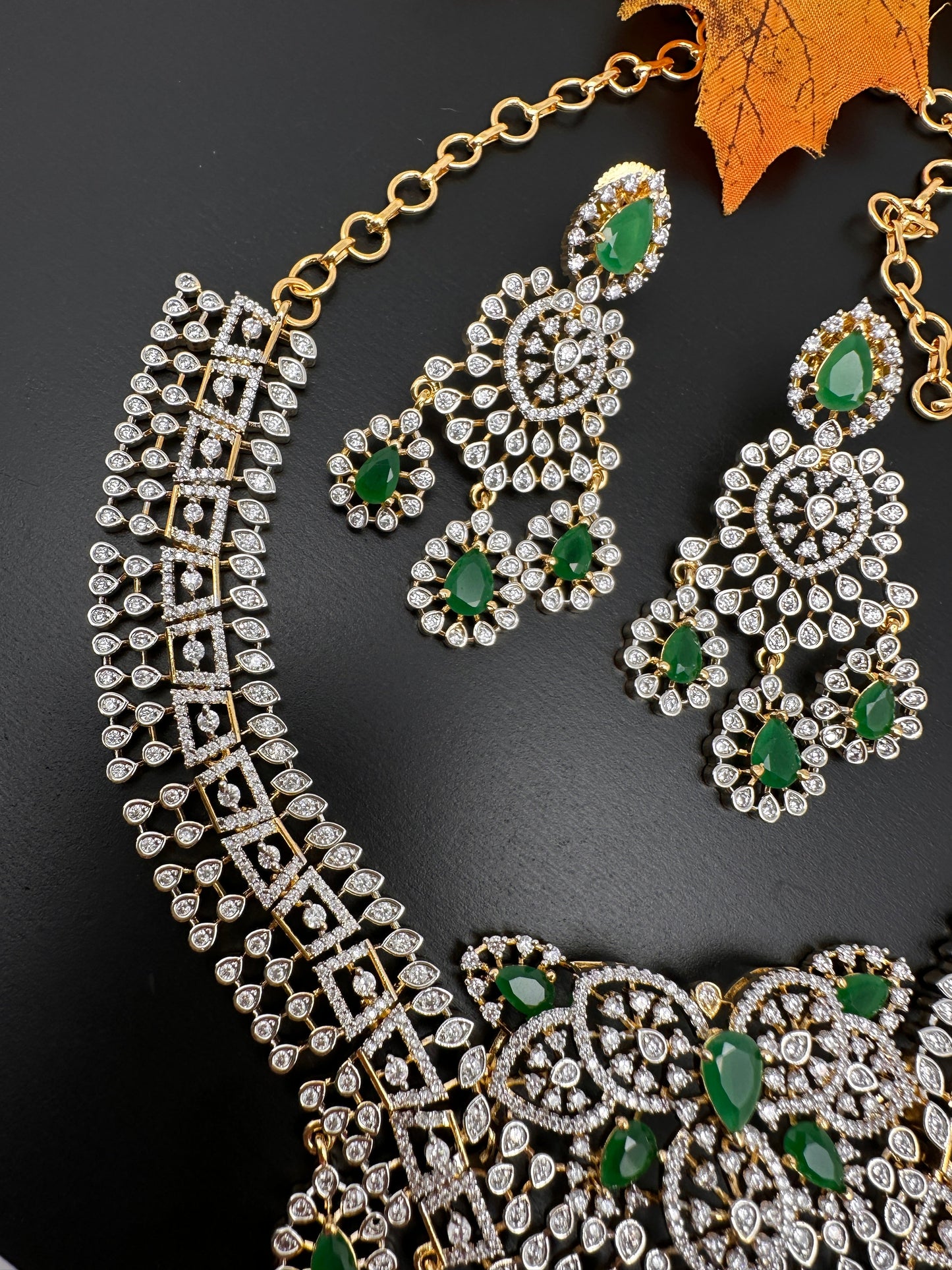 AD Color Short Necklace - Green