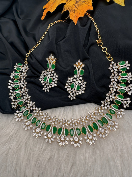 AD Neckline Color Stone Statement Necklace - Green