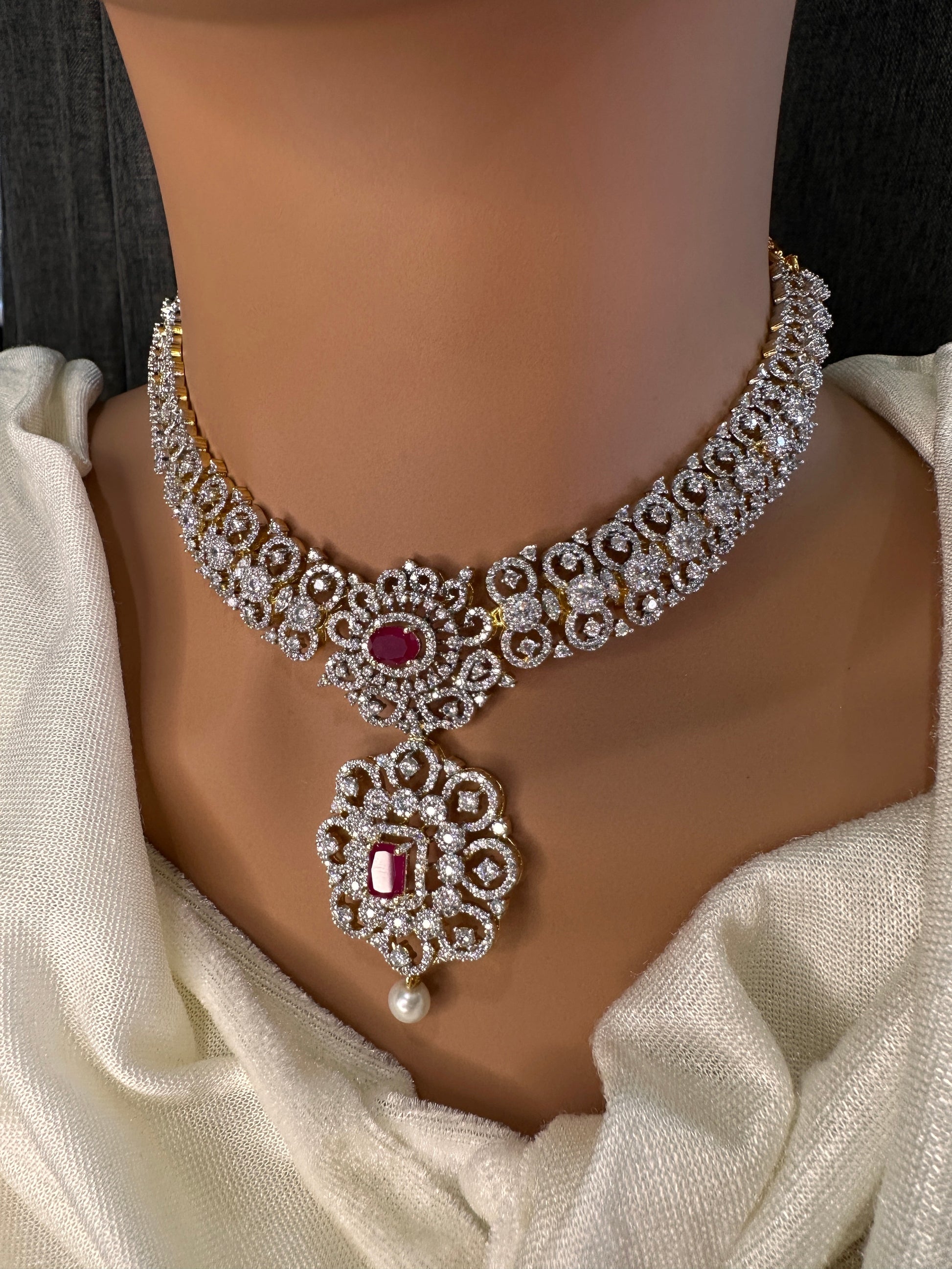 AD  Color Stone Diamond Finish Short Necklace - Red