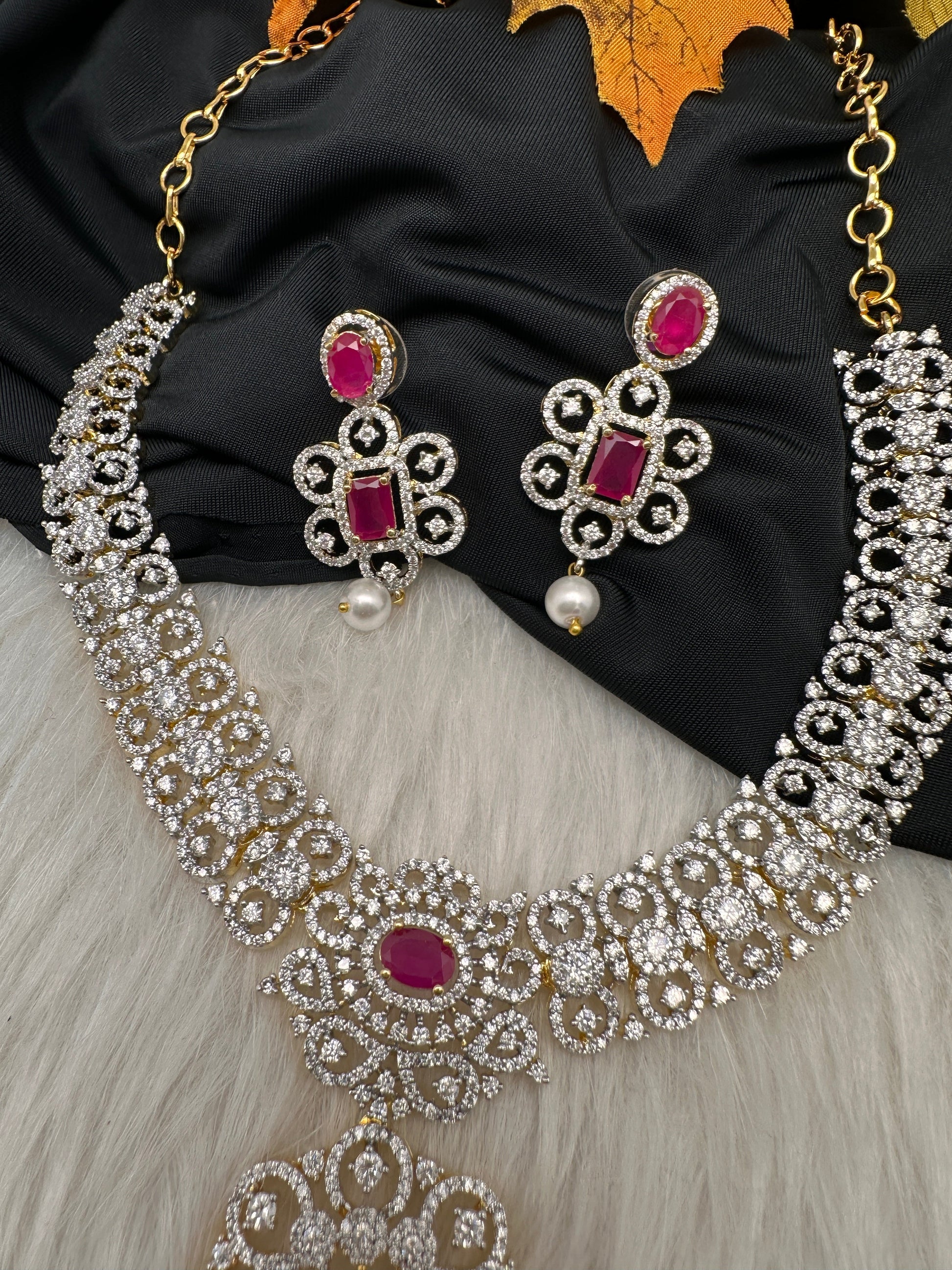 AD  Color Stone Diamond Finish Short Necklace - Red
