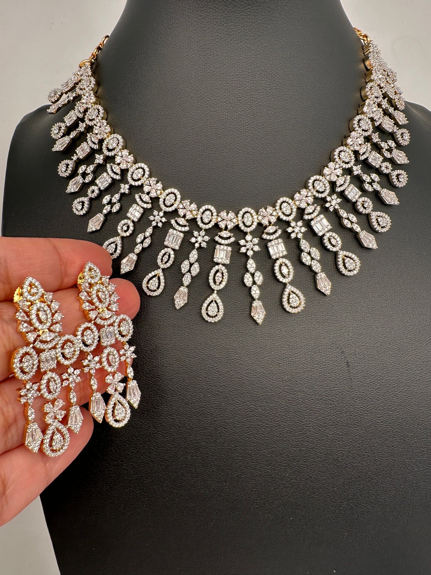 Marquise Cubic Zirconia Neckline Short Necklace